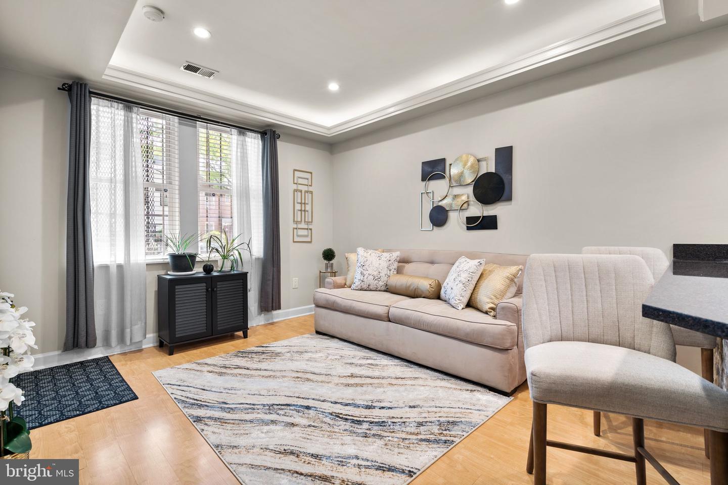 1658 WEST VIRGINIA NE #101, WASHINGTON, District Of Columbia 20002, 2 Bedrooms Bedrooms, ,2 BathroomsBathrooms,Residential,For sale,1658 WEST VIRGINIA NE #101,DCDC2201706 MLS # DCDC2201706