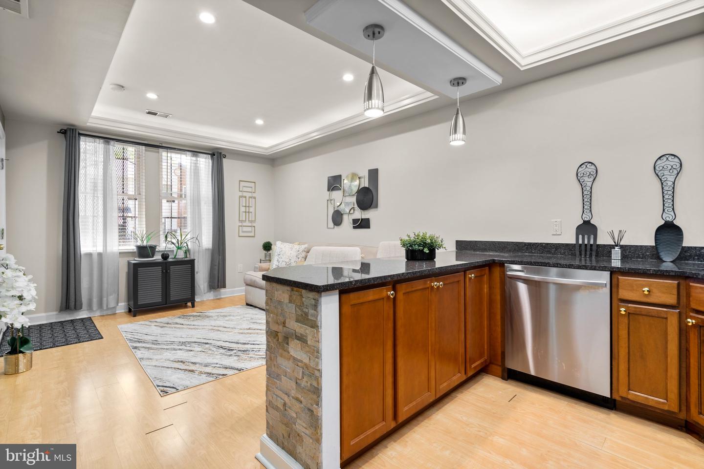 1658 WEST VIRGINIA NE #101, WASHINGTON, District Of Columbia 20002, 2 Bedrooms Bedrooms, ,2 BathroomsBathrooms,Residential,For sale,1658 WEST VIRGINIA NE #101,DCDC2201706 MLS # DCDC2201706