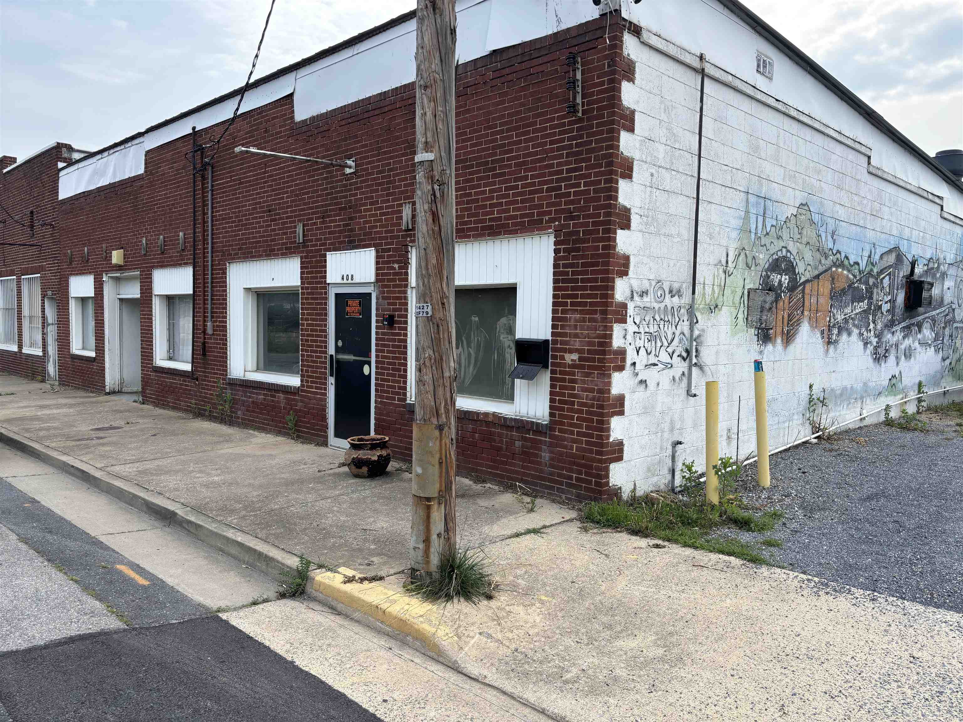 408 N COMMERCE AVE, WAYNESBORO, Virginia 22980, ,Commercial,408 N COMMERCE AVE,665768 MLS # 665768