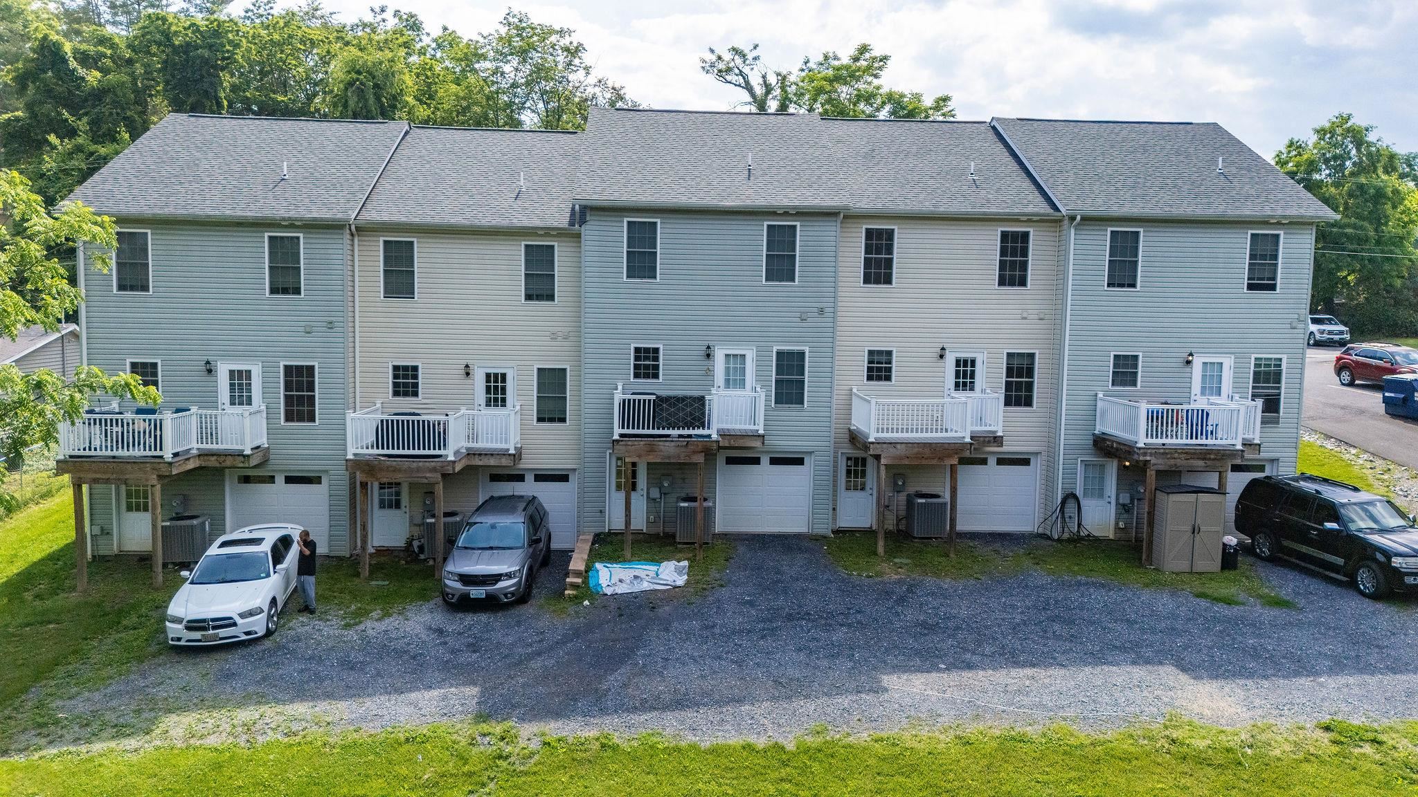 59, 61, 61A, 63, 63 WOODLEE RD, STAUNTON, Virginia 24401, ,Residential,59,61,61A,63,63 WOODLEE RD,665769 MLS # 665769