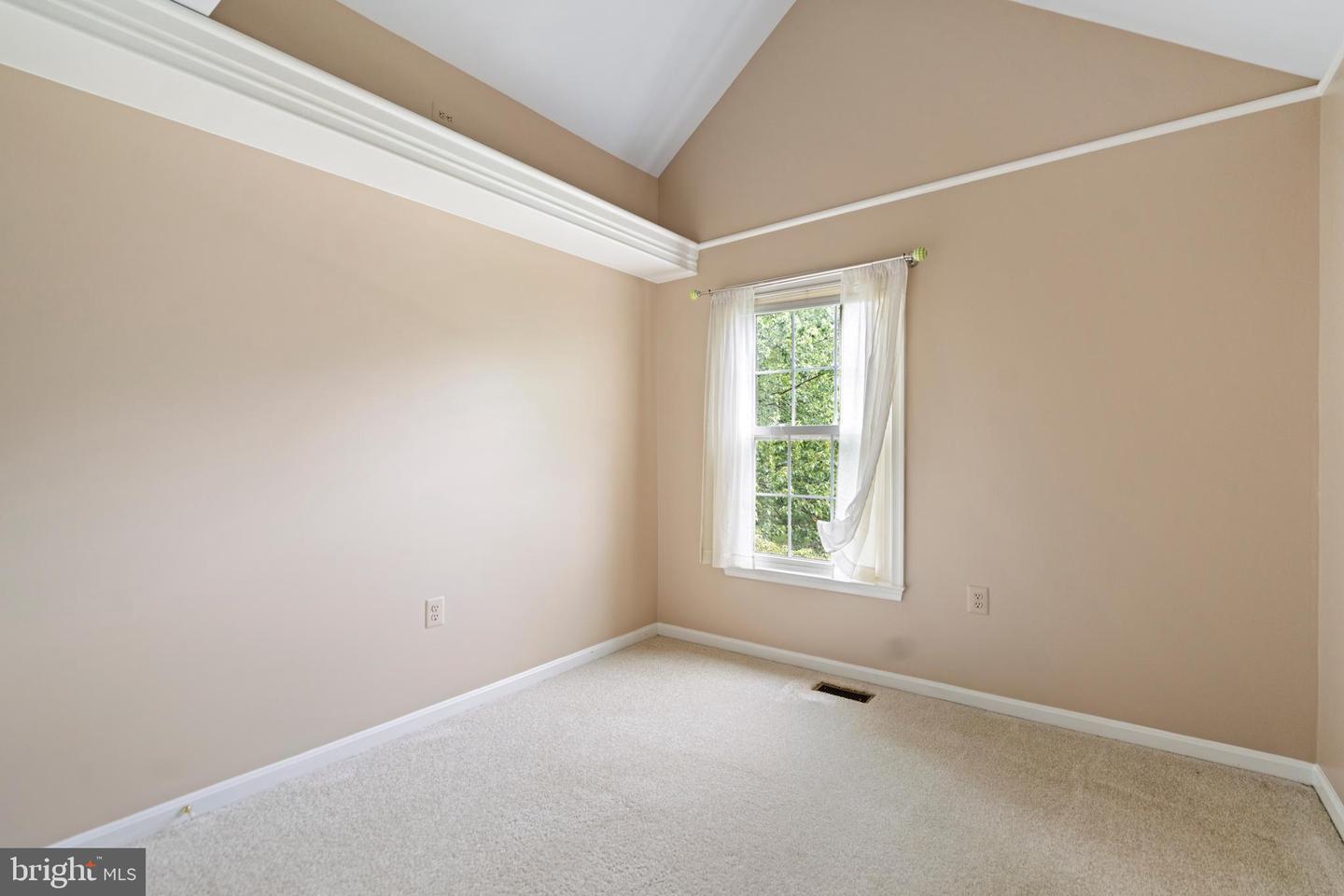 20245 ORDINARY PL, ASHBURN, Virginia 20147, 4 Bedrooms Bedrooms, ,3 BathroomsBathrooms,Residential,For sale,20245 ORDINARY PL,VALO2097432 MLS # VALO2097432