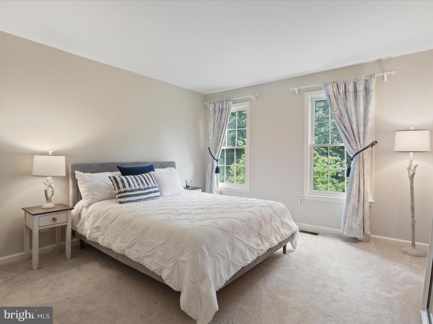 1564 MCLEAN COMMONS CT, MCLEAN, Virginia 22101, 3 Bedrooms Bedrooms, ,4 BathroomsBathrooms,Residential,For sale,1564 MCLEAN COMMONS CT,VAFX2242628 MLS # VAFX2242628