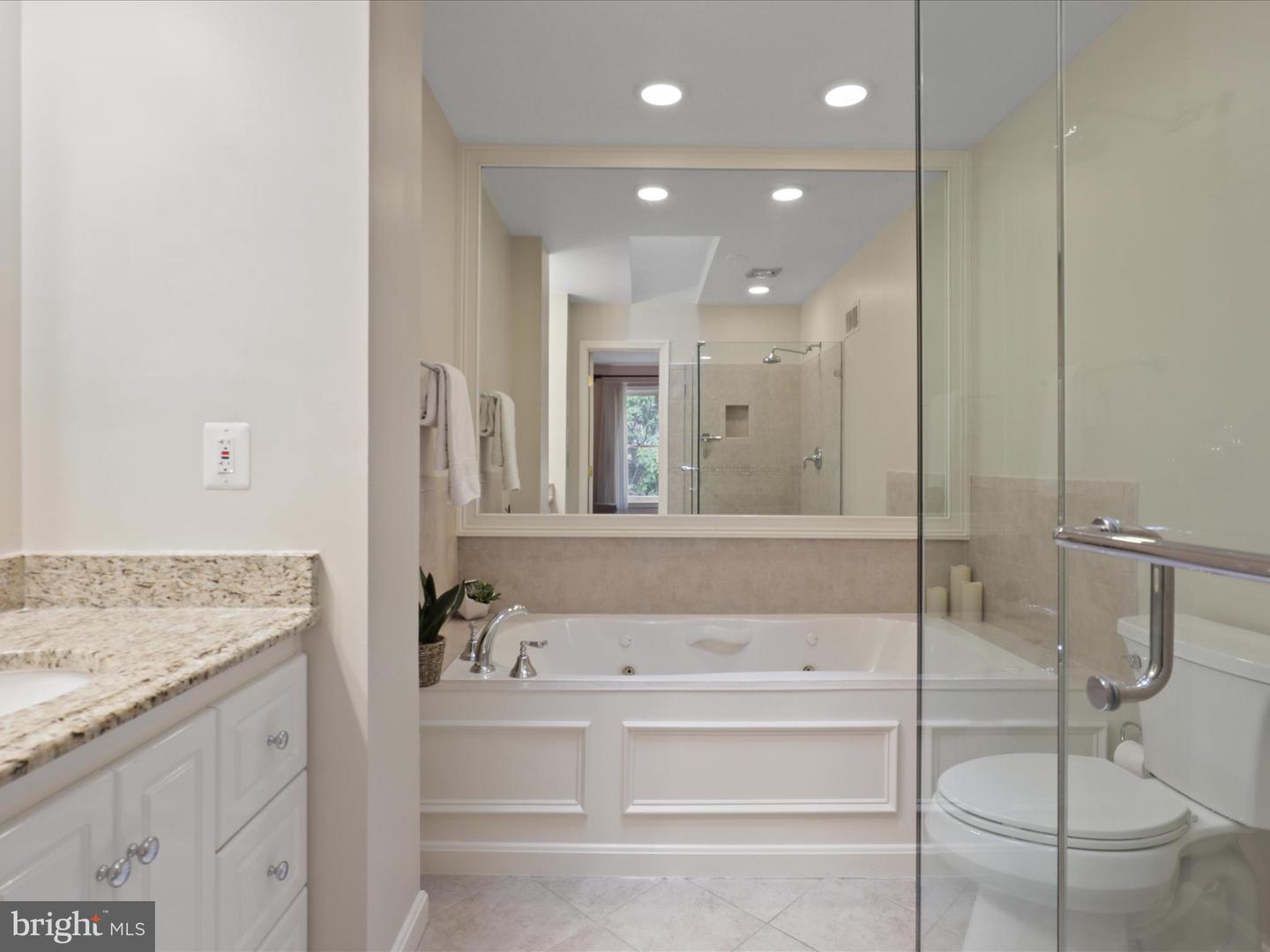 1564 MCLEAN COMMONS CT, MCLEAN, Virginia 22101, 3 Bedrooms Bedrooms, ,4 BathroomsBathrooms,Residential,For sale,1564 MCLEAN COMMONS CT,VAFX2242628 MLS # VAFX2242628