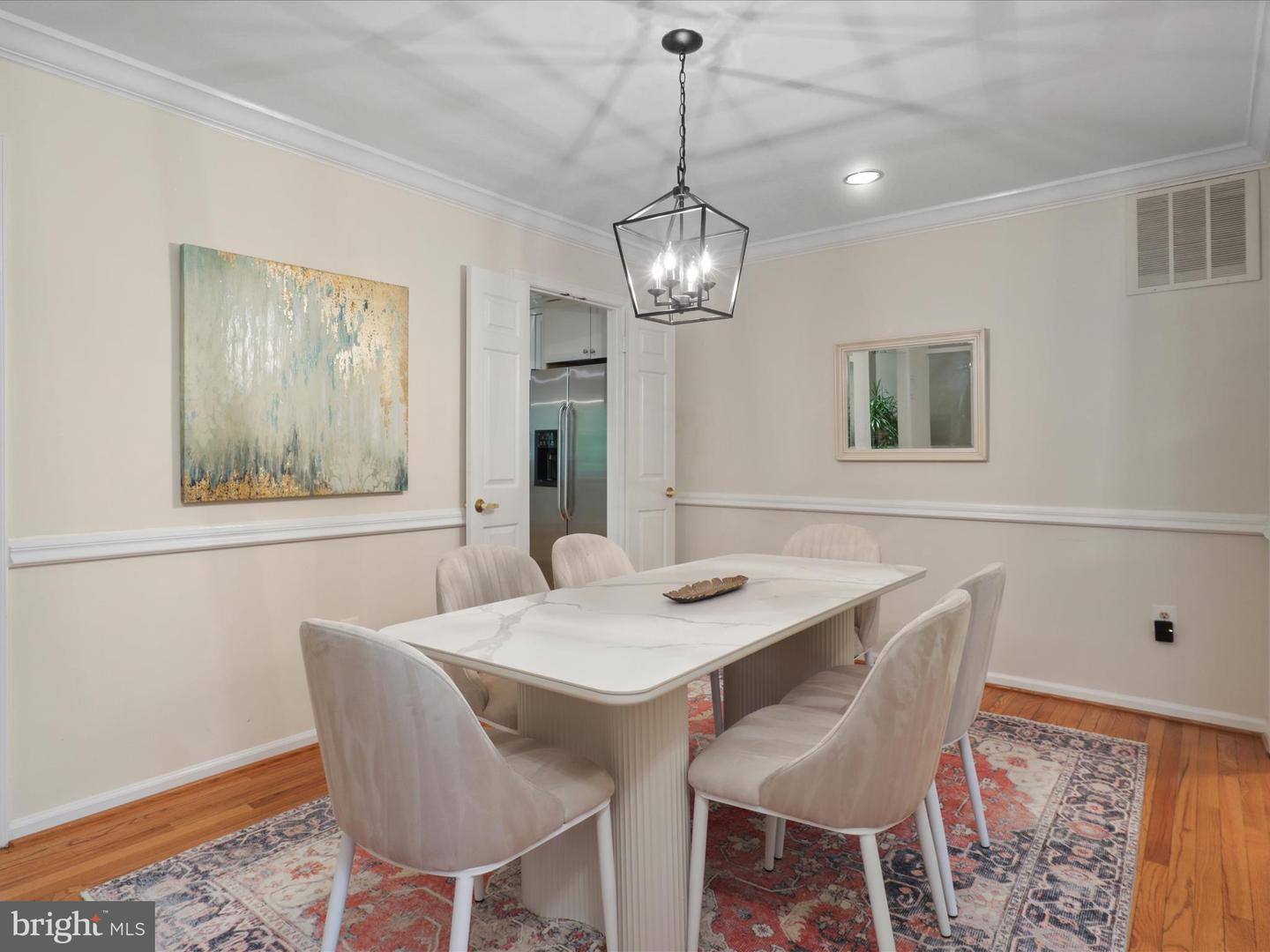 1564 MCLEAN COMMONS CT, MCLEAN, Virginia 22101, 3 Bedrooms Bedrooms, ,4 BathroomsBathrooms,Residential,For sale,1564 MCLEAN COMMONS CT,VAFX2242628 MLS # VAFX2242628