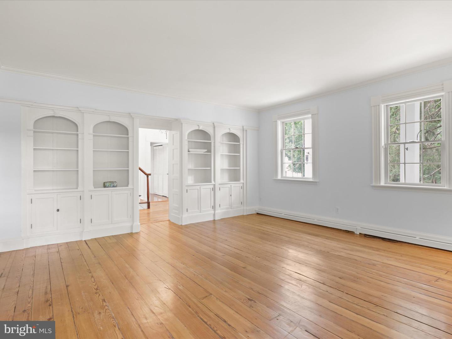 8301 CRESTRIDGE RD, FAIRFAX STATION, Virginia 22039, 4 Bedrooms Bedrooms, ,2 BathroomsBathrooms,Residential,For sale,8301 CRESTRIDGE RD,VAFX2242660 MLS # VAFX2242660
