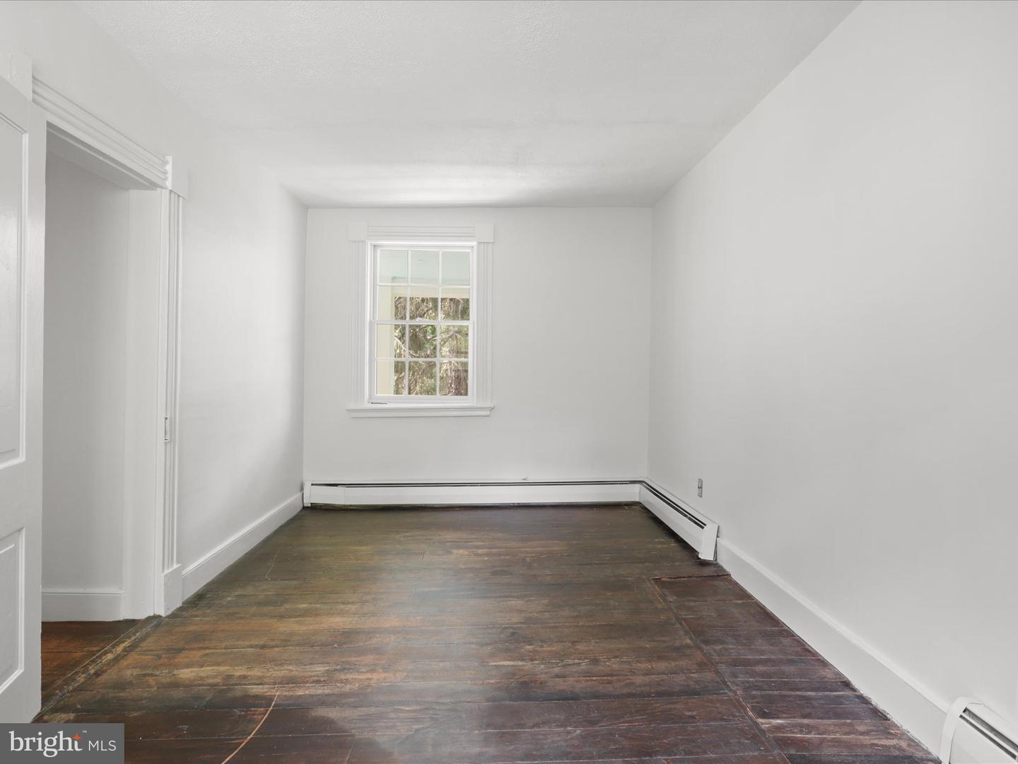 8301 CRESTRIDGE RD, FAIRFAX STATION, Virginia 22039, 4 Bedrooms Bedrooms, ,2 BathroomsBathrooms,Residential,For sale,8301 CRESTRIDGE RD,VAFX2242660 MLS # VAFX2242660