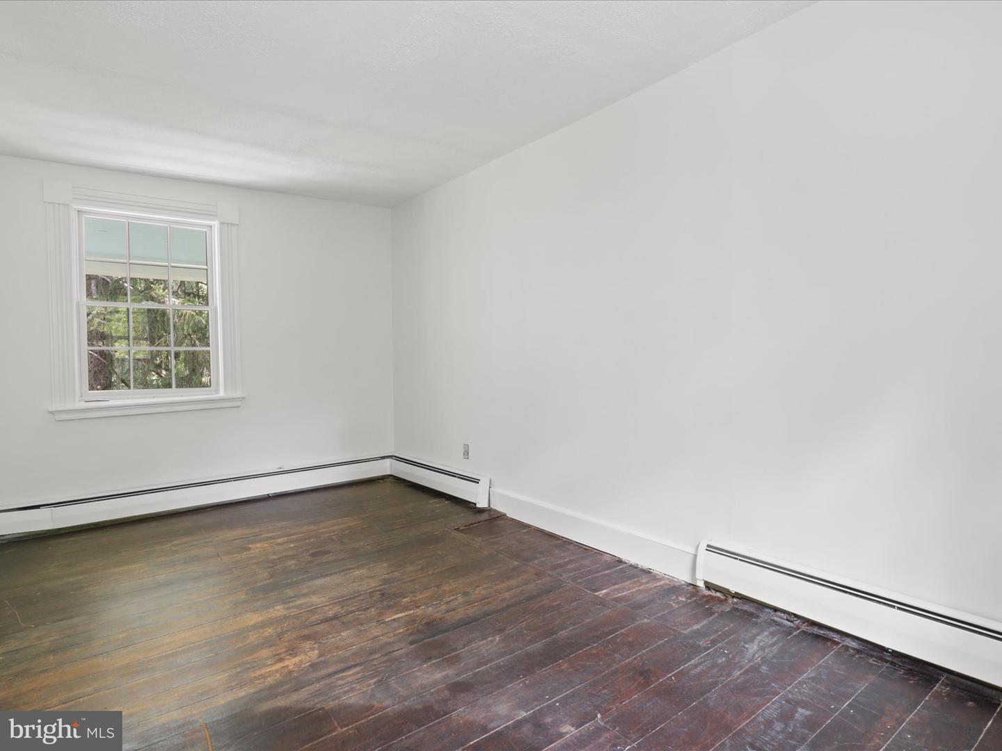 8301 CRESTRIDGE RD, FAIRFAX STATION, Virginia 22039, 4 Bedrooms Bedrooms, ,2 BathroomsBathrooms,Residential,For sale,8301 CRESTRIDGE RD,VAFX2242660 MLS # VAFX2242660