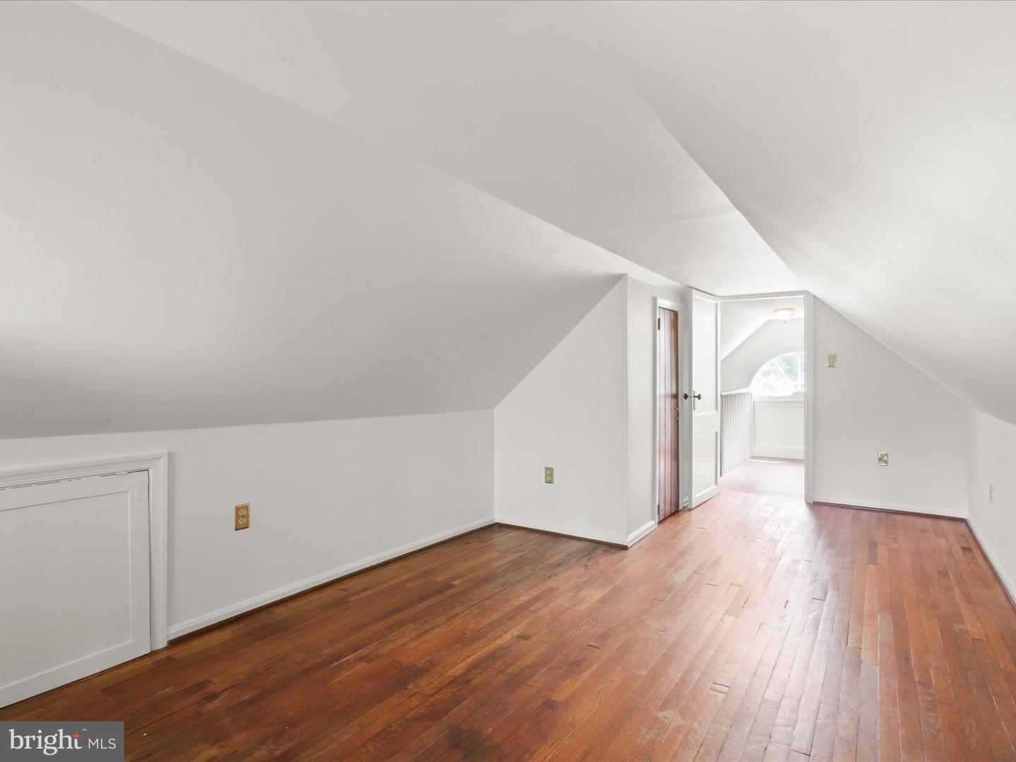 8301 CRESTRIDGE RD, FAIRFAX STATION, Virginia 22039, 4 Bedrooms Bedrooms, ,2 BathroomsBathrooms,Residential,For sale,8301 CRESTRIDGE RD,VAFX2242660 MLS # VAFX2242660
