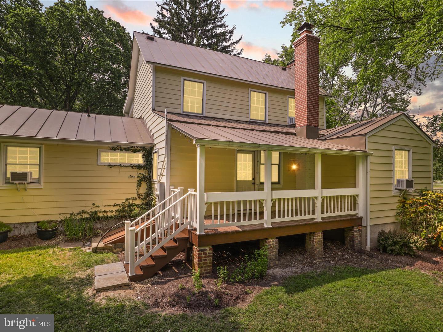 8301 CRESTRIDGE RD, FAIRFAX STATION, Virginia 22039, 4 Bedrooms Bedrooms, ,2 BathroomsBathrooms,Residential,For sale,8301 CRESTRIDGE RD,VAFX2242660 MLS # VAFX2242660
