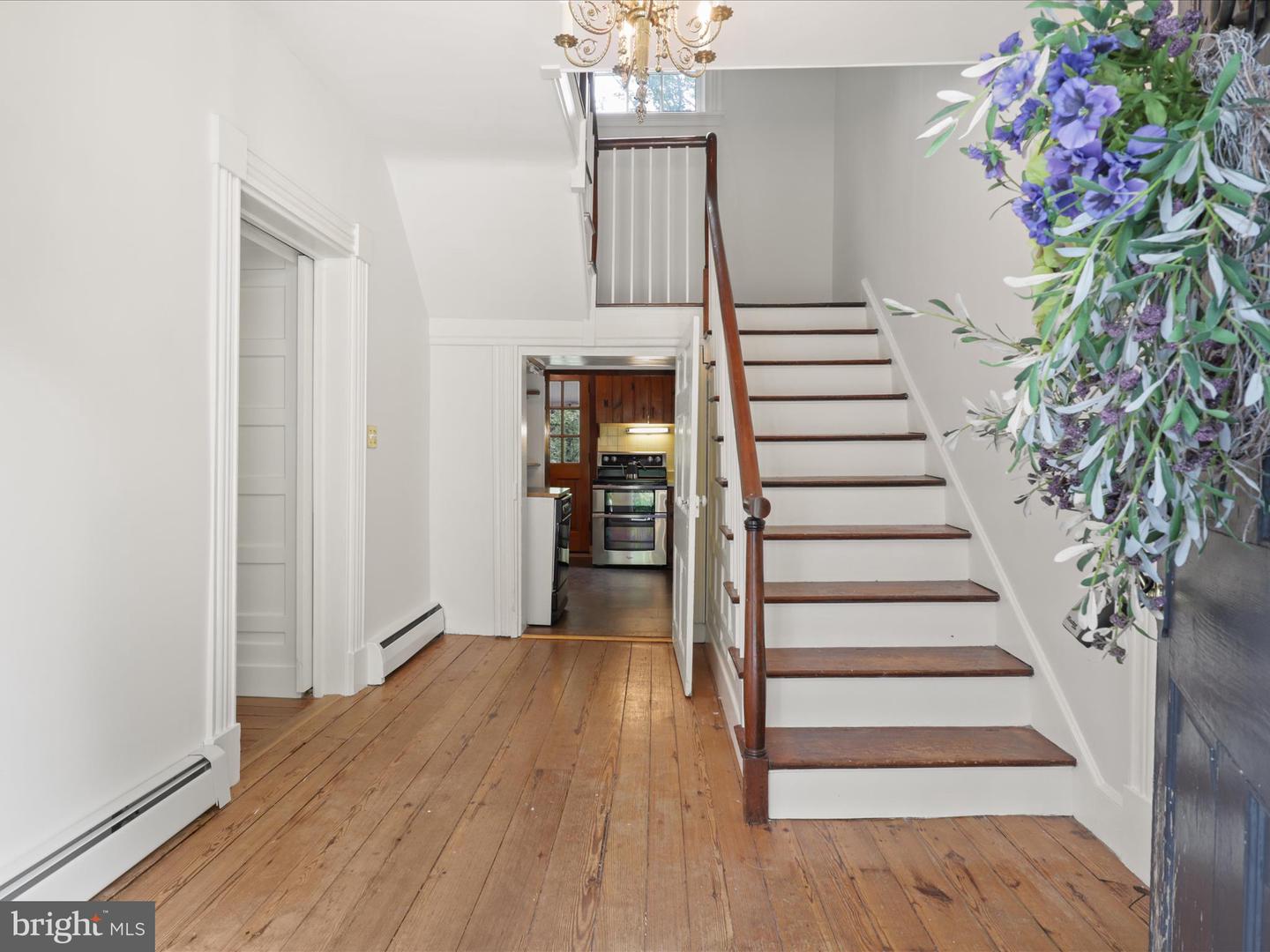 8301 CRESTRIDGE RD, FAIRFAX STATION, Virginia 22039, 4 Bedrooms Bedrooms, ,2 BathroomsBathrooms,Residential,For sale,8301 CRESTRIDGE RD,VAFX2242660 MLS # VAFX2242660