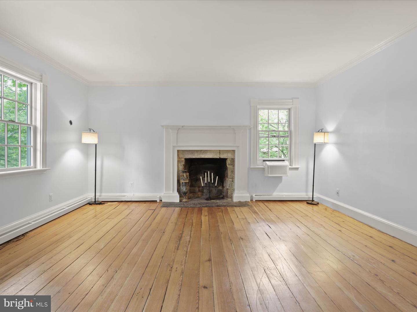 8301 CRESTRIDGE RD, FAIRFAX STATION, Virginia 22039, 4 Bedrooms Bedrooms, ,2 BathroomsBathrooms,Residential,For sale,8301 CRESTRIDGE RD,VAFX2242660 MLS # VAFX2242660