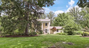 8301 CRESTRIDGE RD, FAIRFAX STATION, Virginia 22039, 4 Bedrooms Bedrooms, ,2 BathroomsBathrooms,Residential,For sale,8301 CRESTRIDGE RD,VAFX2242660 MLS # VAFX2242660