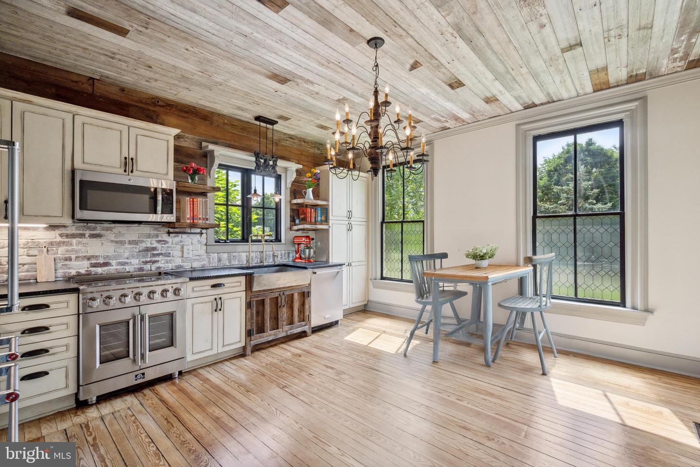 131 KEN CULBERT LN, PURCELLVILLE, Virginia 20132, 3 Bedrooms Bedrooms, 6 Rooms Rooms,2 BathroomsBathrooms,Residential,For sale,131 KEN CULBERT LN,VALO2097570 MLS # VALO2097570