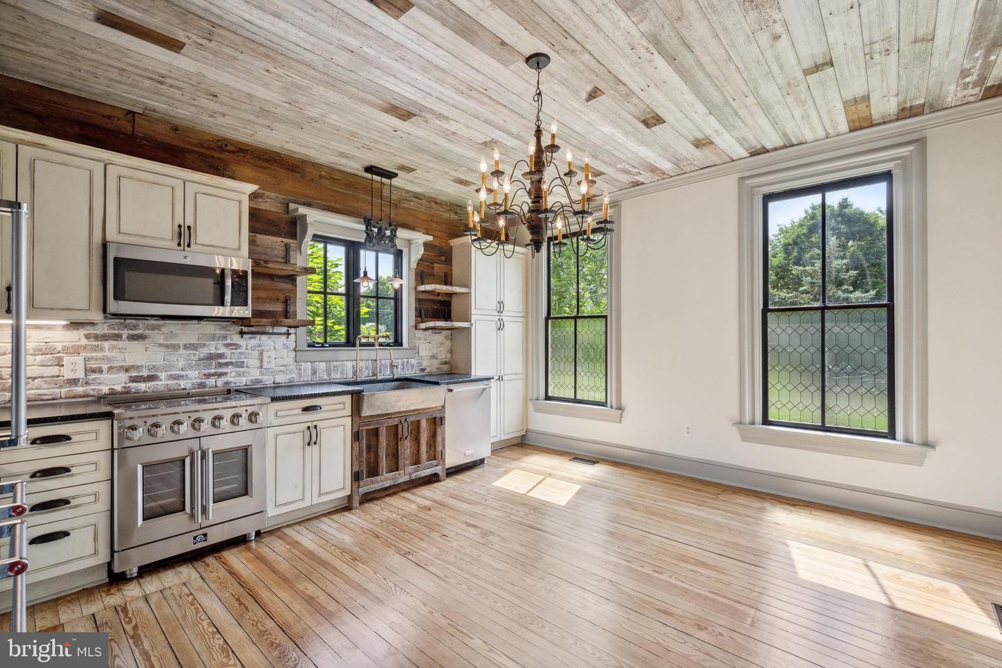 131 KEN CULBERT LN, PURCELLVILLE, Virginia 20132, 3 Bedrooms Bedrooms, 6 Rooms Rooms,2 BathroomsBathrooms,Residential,For sale,131 KEN CULBERT LN,VALO2097570 MLS # VALO2097570