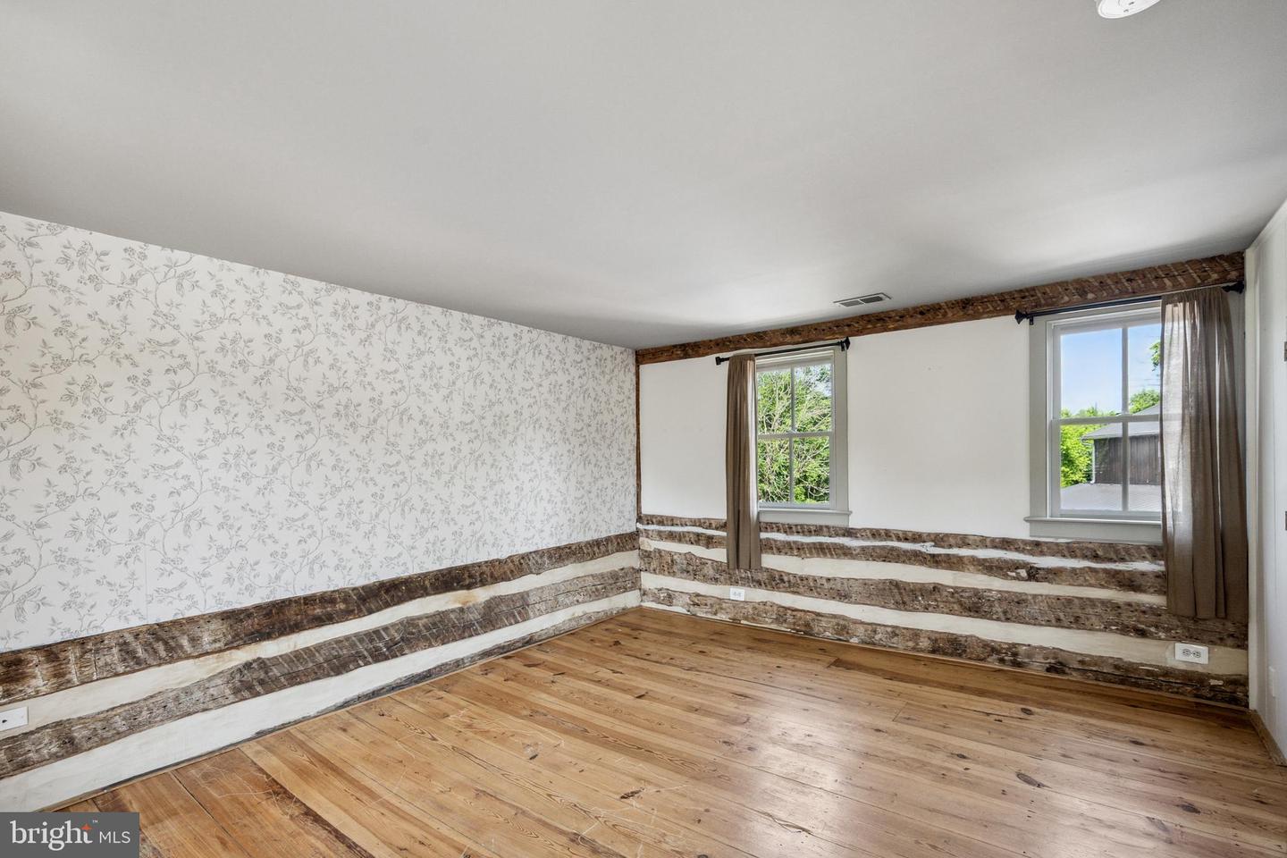 131 KEN CULBERT LN, PURCELLVILLE, Virginia 20132, 3 Bedrooms Bedrooms, 6 Rooms Rooms,2 BathroomsBathrooms,Residential,For sale,131 KEN CULBERT LN,VALO2097570 MLS # VALO2097570