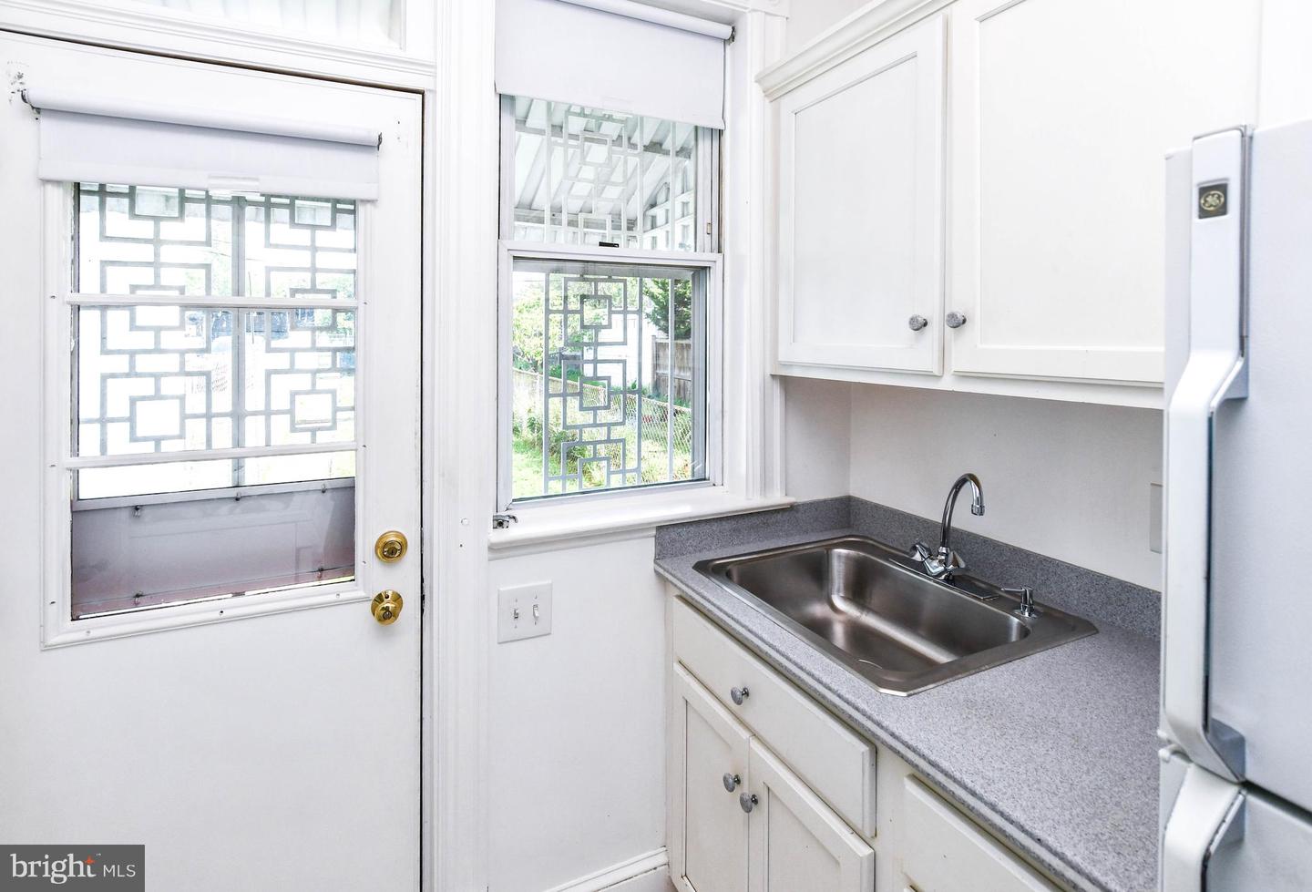 1432 C ST SE, WASHINGTON, District Of Columbia 20003, 2 Bedrooms Bedrooms, ,1 BathroomBathrooms,Residential,For sale,1432 C ST SE,DCDC2202926 MLS # DCDC2202926