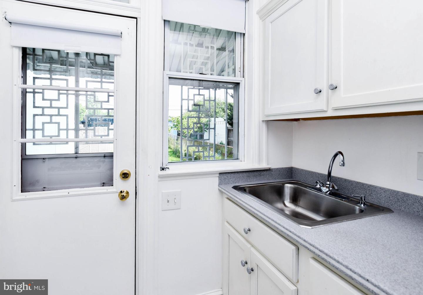 1432 C ST SE, WASHINGTON, District Of Columbia 20003, 2 Bedrooms Bedrooms, ,1 BathroomBathrooms,Residential,For sale,1432 C ST SE,DCDC2202926 MLS # DCDC2202926