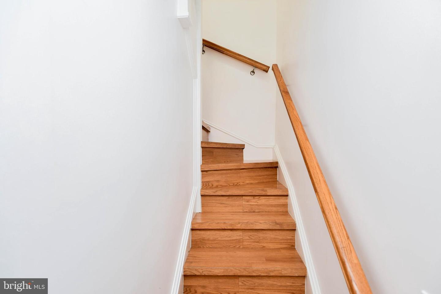 1432 C ST SE, WASHINGTON, District Of Columbia 20003, 2 Bedrooms Bedrooms, ,1 BathroomBathrooms,Residential,For sale,1432 C ST SE,DCDC2202926 MLS # DCDC2202926