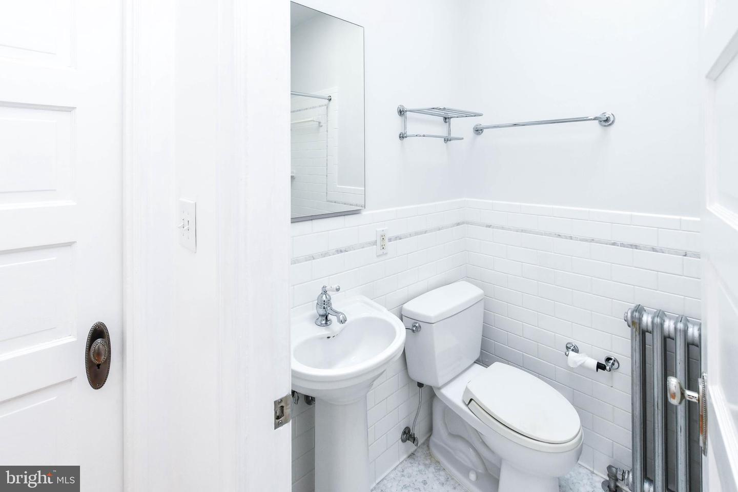 1432 C ST SE, WASHINGTON, District Of Columbia 20003, 2 Bedrooms Bedrooms, ,1 BathroomBathrooms,Residential,For sale,1432 C ST SE,DCDC2202926 MLS # DCDC2202926