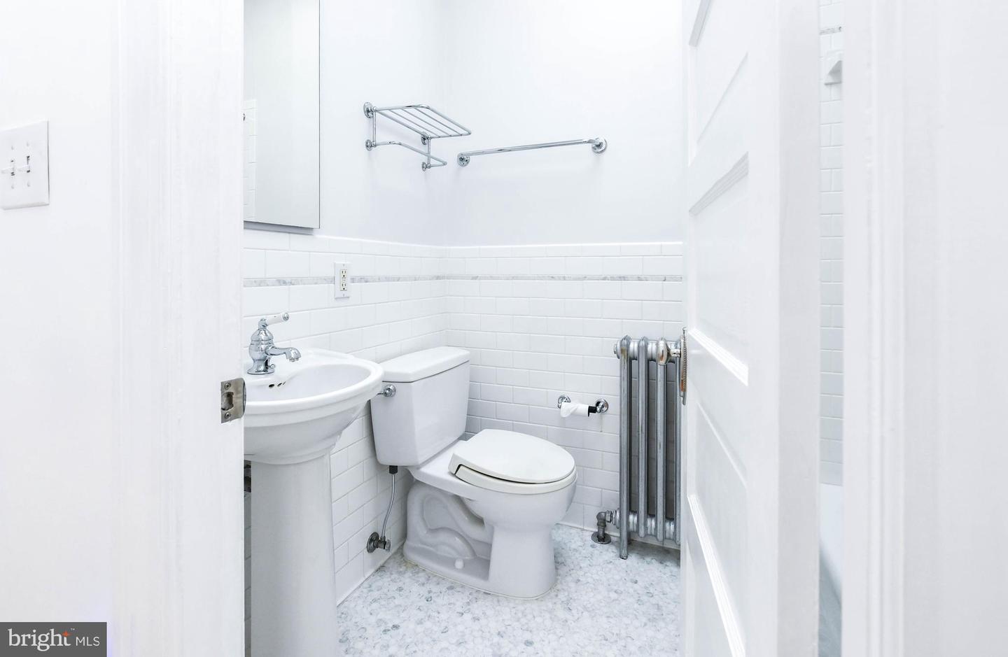 1432 C ST SE, WASHINGTON, District Of Columbia 20003, 2 Bedrooms Bedrooms, ,1 BathroomBathrooms,Residential,For sale,1432 C ST SE,DCDC2202926 MLS # DCDC2202926