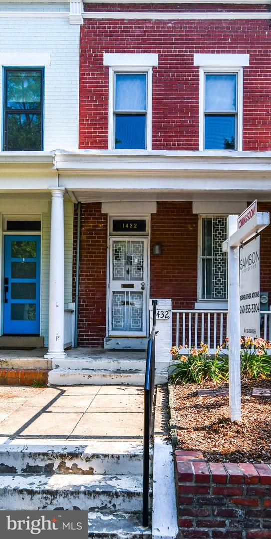1432 C ST SE, WASHINGTON, District Of Columbia 20003, 2 Bedrooms Bedrooms, ,1 BathroomBathrooms,Residential,For sale,1432 C ST SE,DCDC2202926 MLS # DCDC2202926