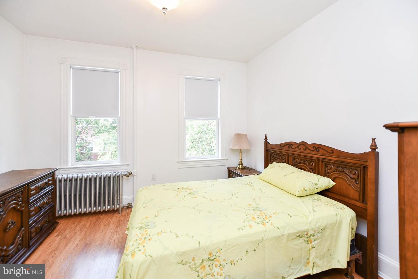1432 C ST SE, WASHINGTON, District Of Columbia 20003, 2 Bedrooms Bedrooms, ,1 BathroomBathrooms,Residential,For sale,1432 C ST SE,DCDC2202926 MLS # DCDC2202926