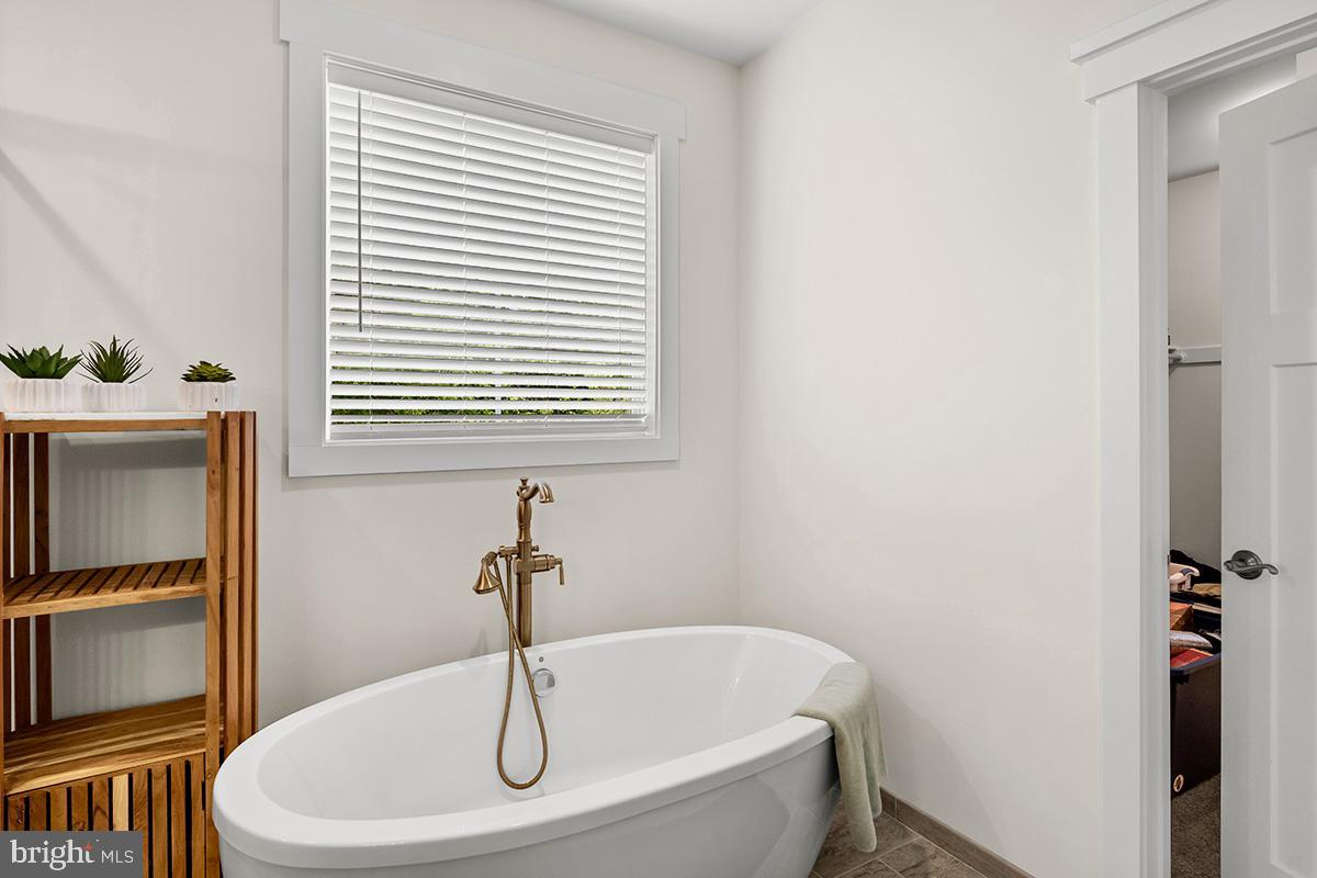185 DOLITTLE FARM, STAFFORD, Virginia 22556, 4 Bedrooms Bedrooms, ,3 BathroomsBathrooms,Residential,For sale,185 DOLITTLE FARM,VAST2039428 MLS # VAST2039428
