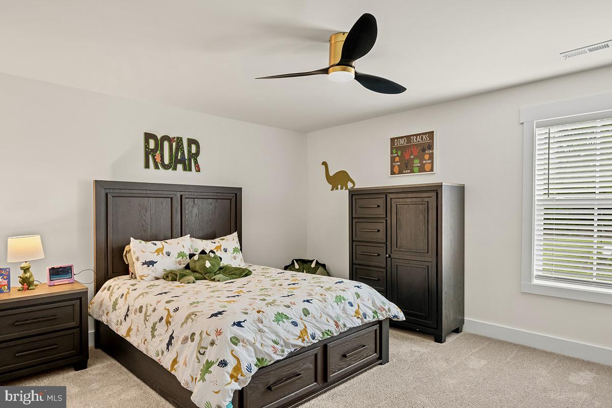 185 DOLITTLE FARM, STAFFORD, Virginia 22556, 4 Bedrooms Bedrooms, ,3 BathroomsBathrooms,Residential,For sale,185 DOLITTLE FARM,VAST2039428 MLS # VAST2039428