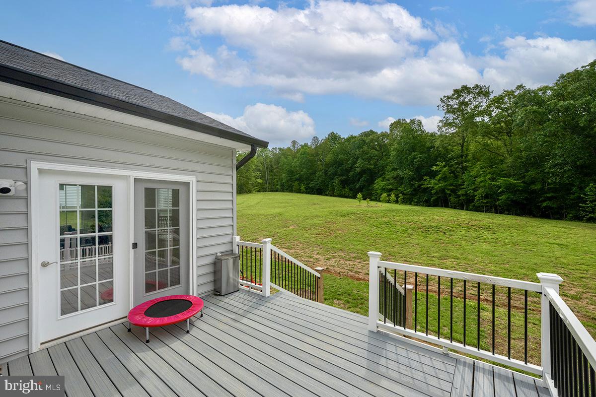 185 DOLITTLE FARM, STAFFORD, Virginia 22556, 4 Bedrooms Bedrooms, ,3 BathroomsBathrooms,Residential,For sale,185 DOLITTLE FARM,VAST2039428 MLS # VAST2039428