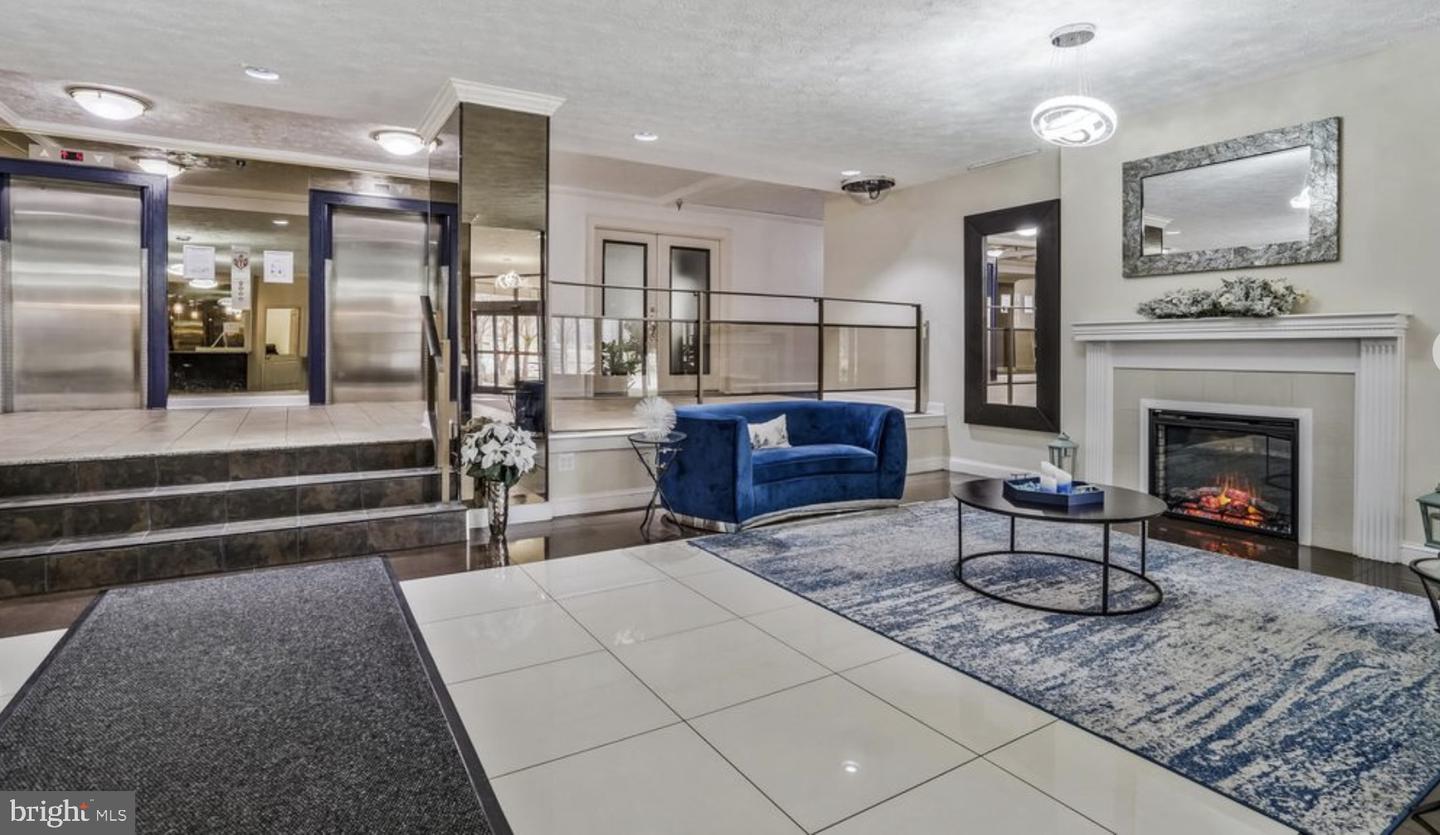 1111 ARLINGTON BLVD #932, ARLINGTON, Virginia 22209, 1 Bedroom Bedrooms, ,1 BathroomBathrooms,Residential,For sale,1111 ARLINGTON BLVD #932,VAAR2058606 MLS # VAAR2058606