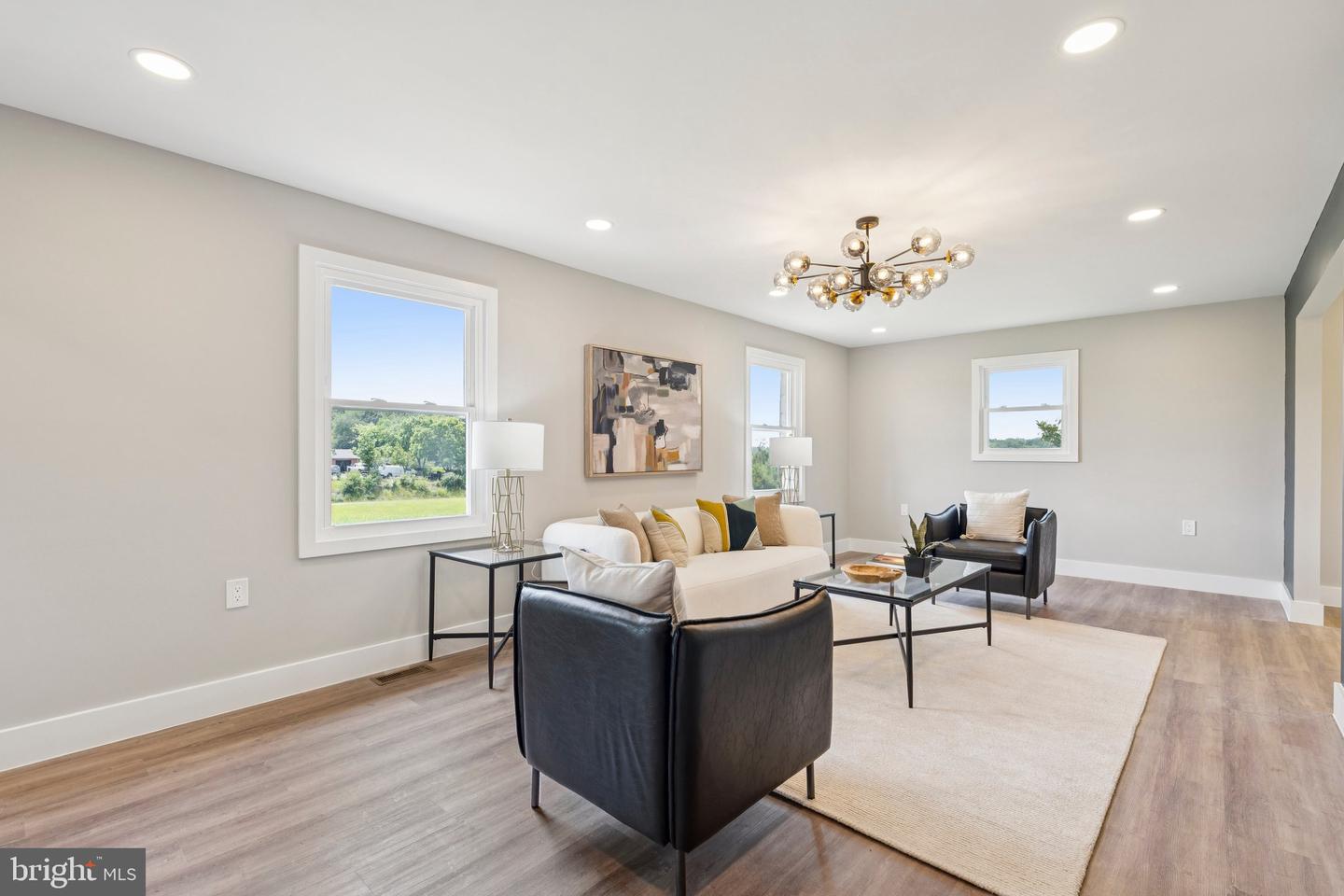 977 W PARKINS MILL RD, WINCHESTER, Virginia 22602, 5 Bedrooms Bedrooms, ,3 BathroomsBathrooms,Residential,For sale,977 W PARKINS MILL RD,VAFV2034612 MLS # VAFV2034612