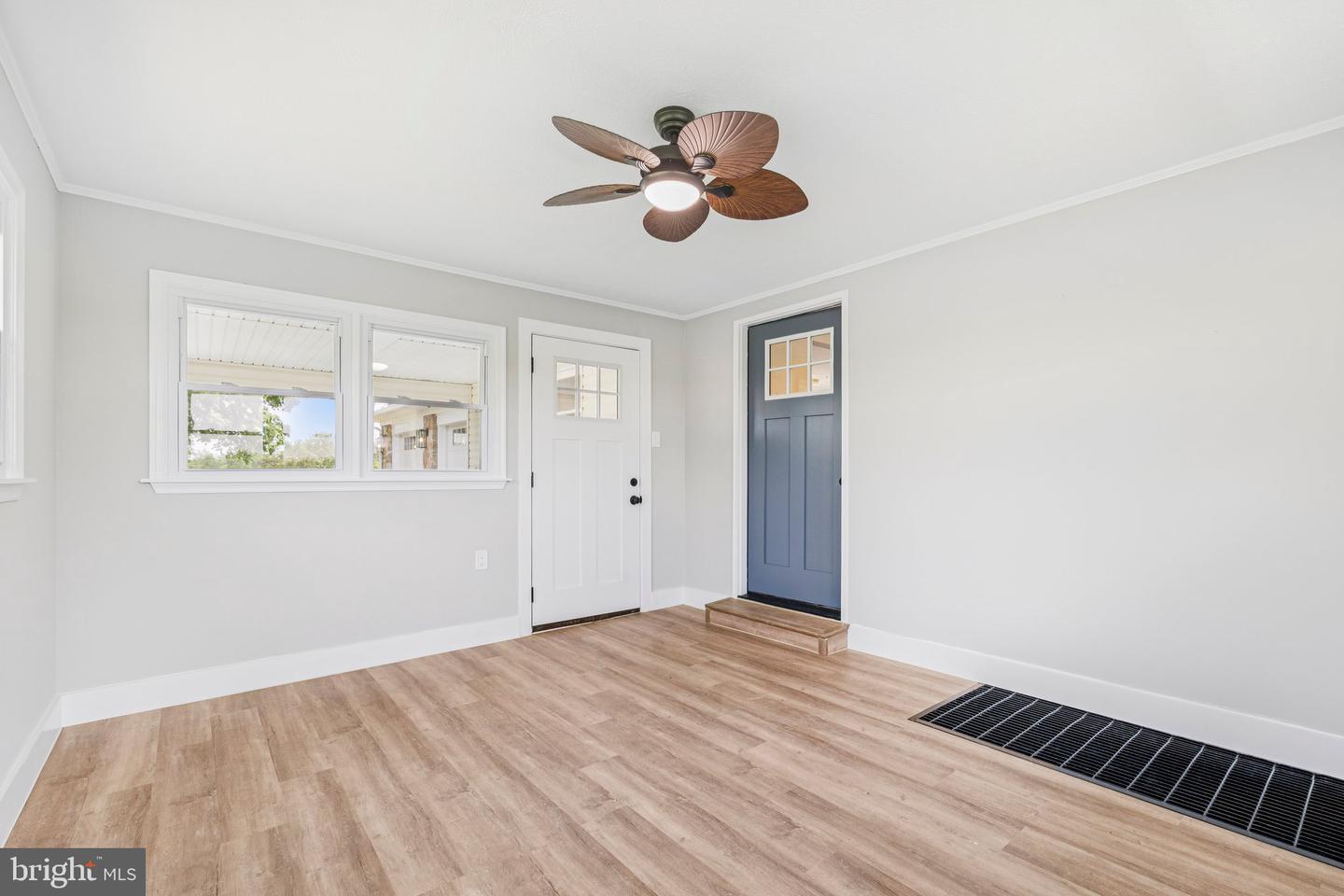 977 W PARKINS MILL RD, WINCHESTER, Virginia 22602, 5 Bedrooms Bedrooms, ,3 BathroomsBathrooms,Residential,For sale,977 W PARKINS MILL RD,VAFV2034612 MLS # VAFV2034612