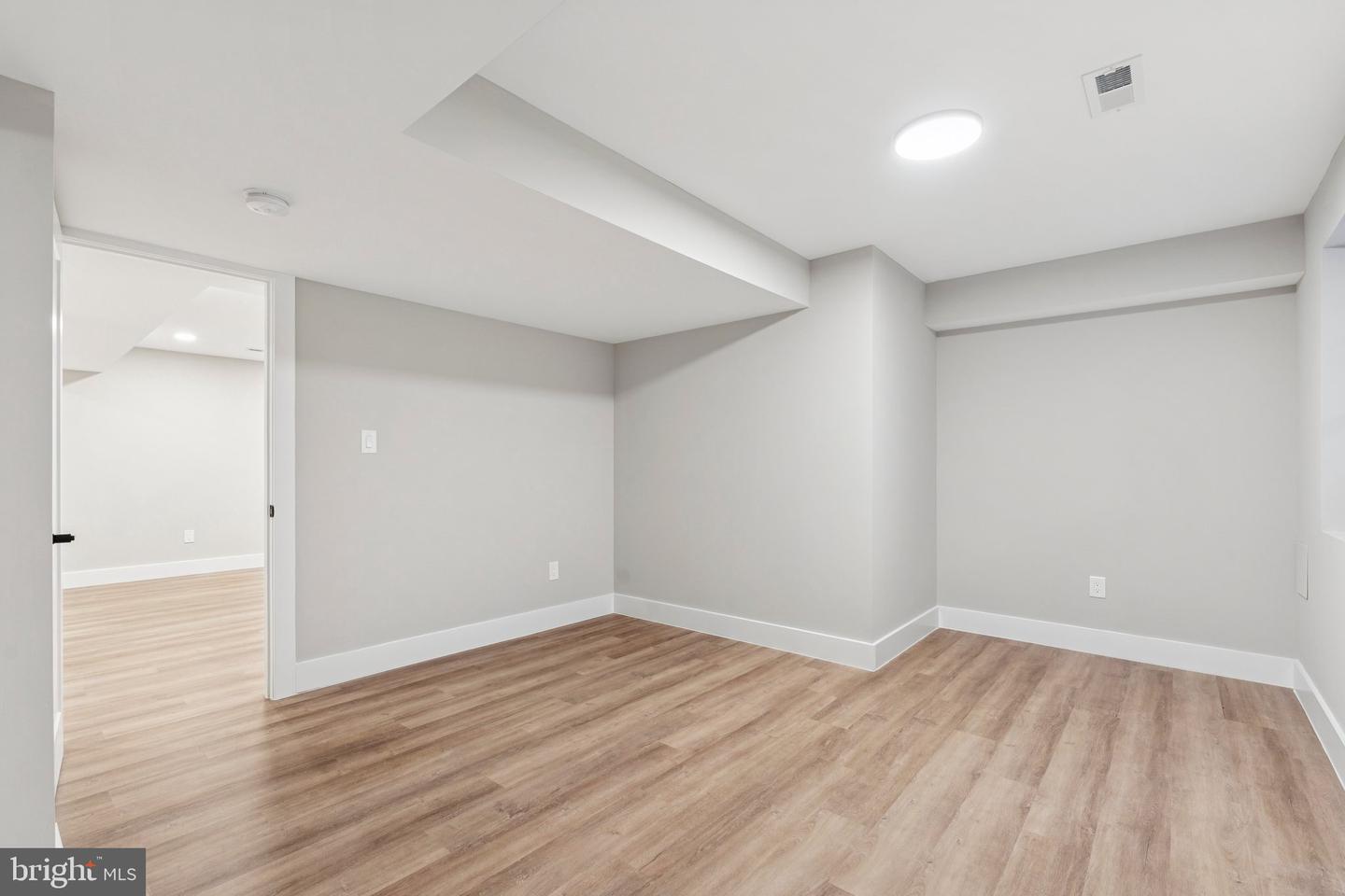 977 W PARKINS MILL RD, WINCHESTER, Virginia 22602, 5 Bedrooms Bedrooms, ,3 BathroomsBathrooms,Residential,For sale,977 W PARKINS MILL RD,VAFV2034612 MLS # VAFV2034612