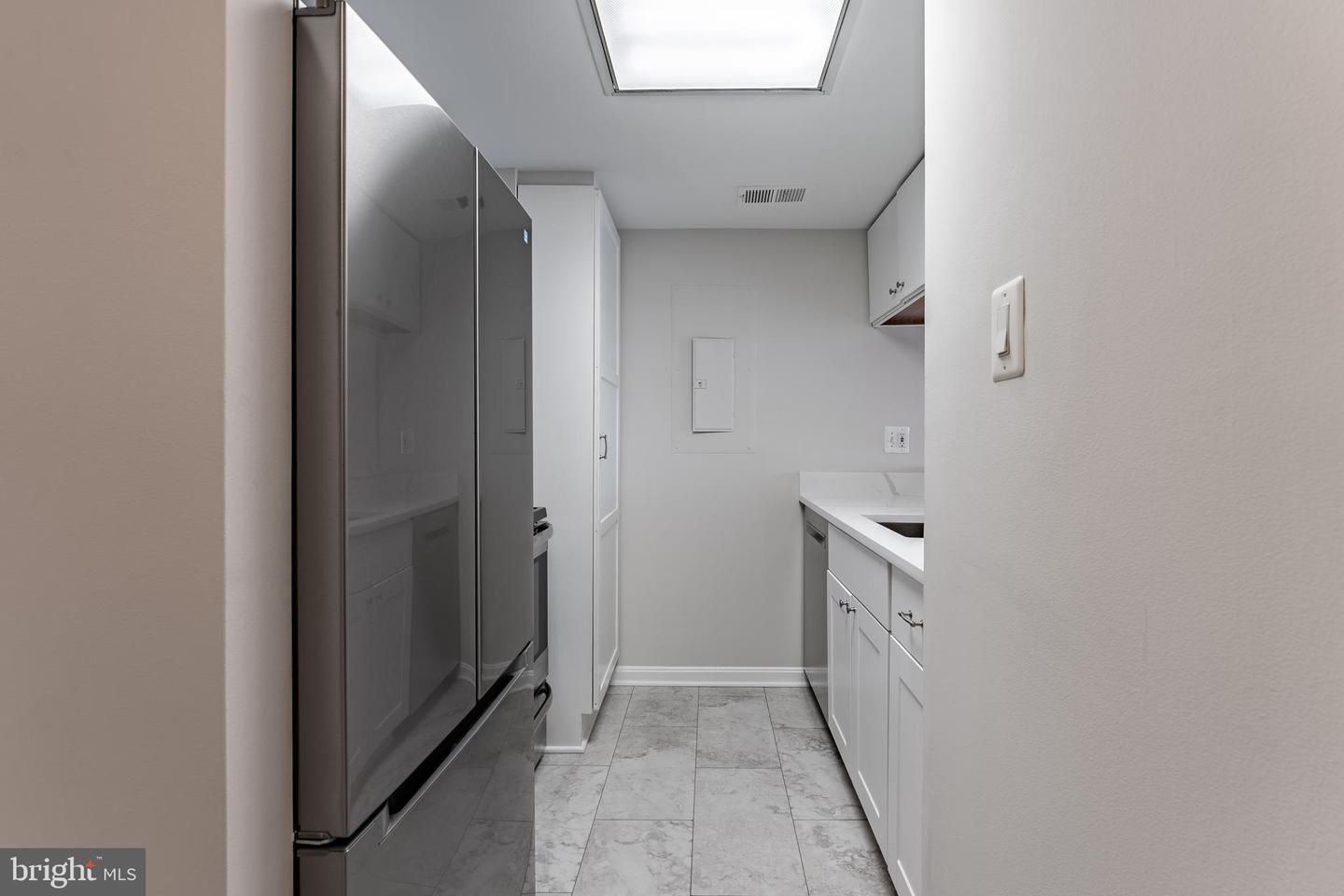 1029 N STUART ST #526, ARLINGTON, Virginia 22201, 2 Bedrooms Bedrooms, ,2 BathroomsBathrooms,Residential,For sale,1029 N STUART ST #526,VAAR2058656 MLS # VAAR2058656