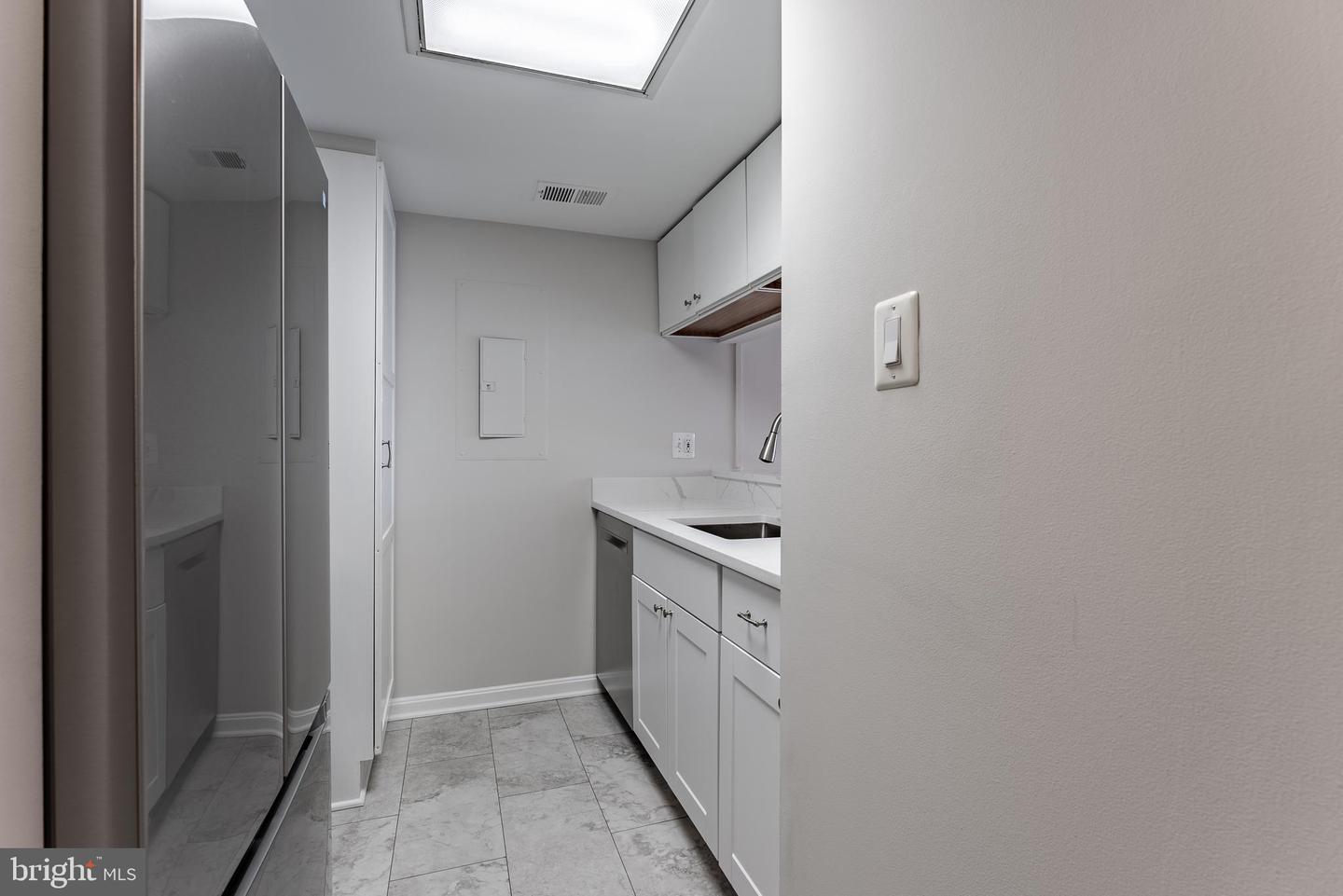 1029 N STUART ST #526, ARLINGTON, Virginia 22201, 2 Bedrooms Bedrooms, ,2 BathroomsBathrooms,Residential,For sale,1029 N STUART ST #526,VAAR2058656 MLS # VAAR2058656