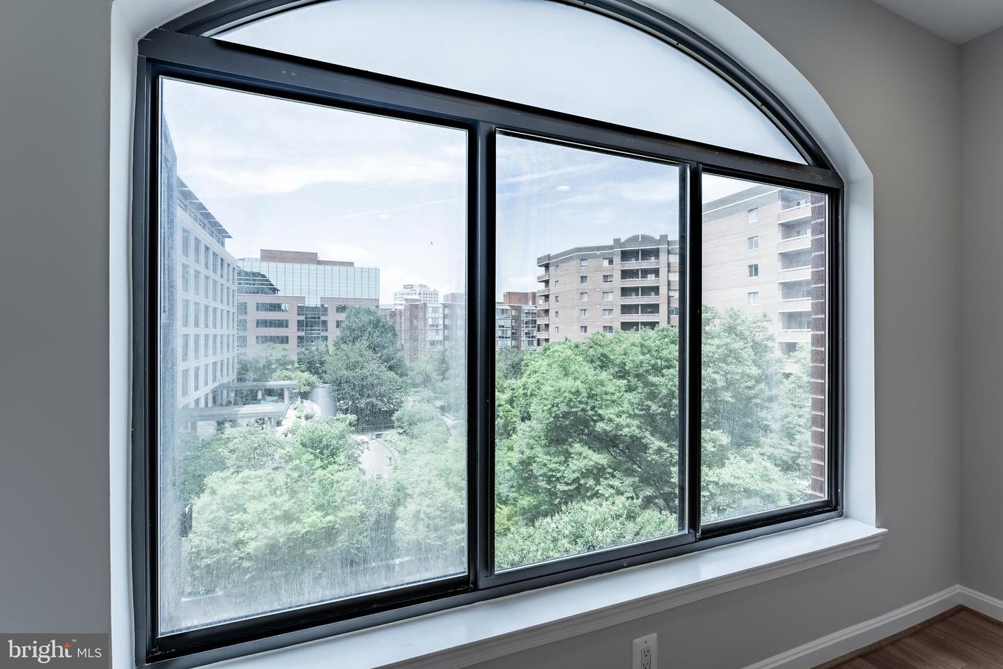 1029 N STUART ST #526, ARLINGTON, Virginia 22201, 2 Bedrooms Bedrooms, ,2 BathroomsBathrooms,Residential,For sale,1029 N STUART ST #526,VAAR2058656 MLS # VAAR2058656