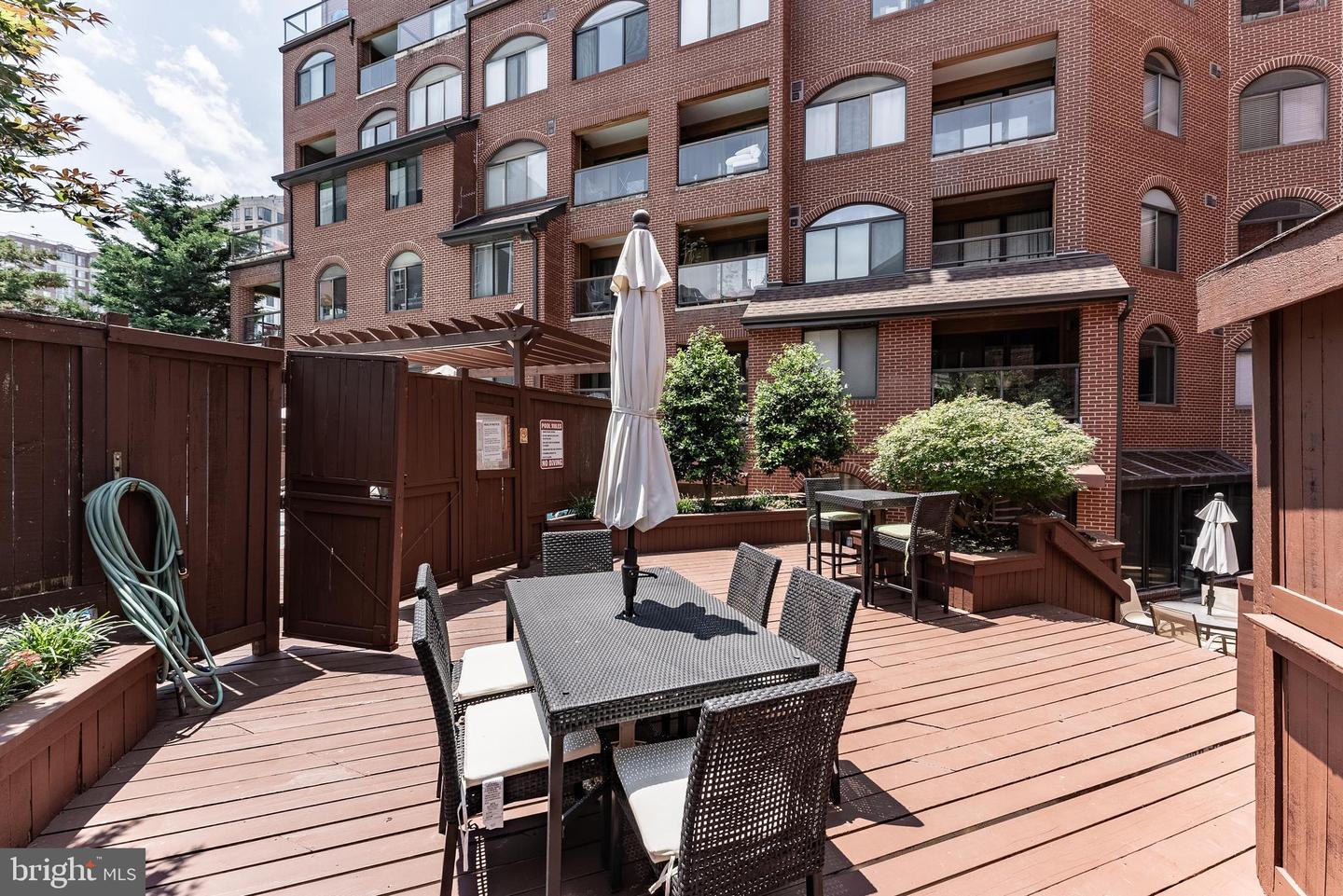 1029 N STUART ST #526, ARLINGTON, Virginia 22201, 2 Bedrooms Bedrooms, ,2 BathroomsBathrooms,Residential,For sale,1029 N STUART ST #526,VAAR2058656 MLS # VAAR2058656