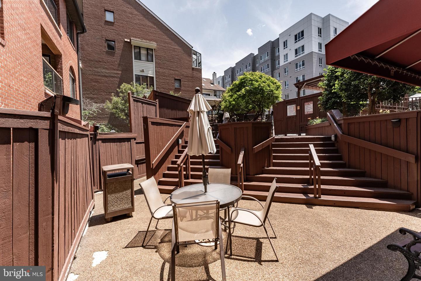 1029 N STUART ST #526, ARLINGTON, Virginia 22201, 2 Bedrooms Bedrooms, ,2 BathroomsBathrooms,Residential,For sale,1029 N STUART ST #526,VAAR2058656 MLS # VAAR2058656