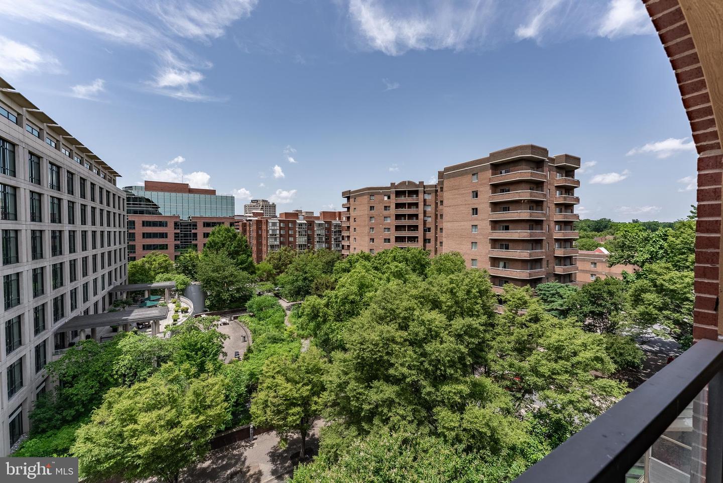 1029 N STUART ST #526, ARLINGTON, Virginia 22201, 2 Bedrooms Bedrooms, ,2 BathroomsBathrooms,Residential,For sale,1029 N STUART ST #526,VAAR2058656 MLS # VAAR2058656