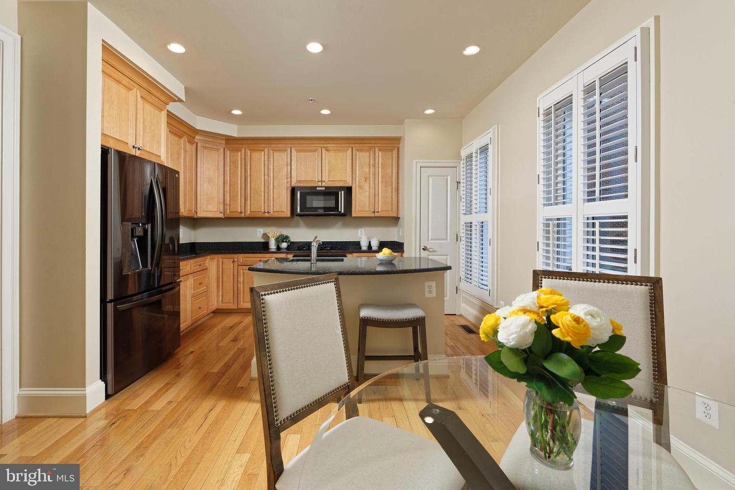 404 ORONOCO ST, ALEXANDRIA, Virginia 22314, 3 Bedrooms Bedrooms, ,3 BathroomsBathrooms,Residential,For sale,404 ORONOCO ST,VAAX2046156 MLS # VAAX2046156