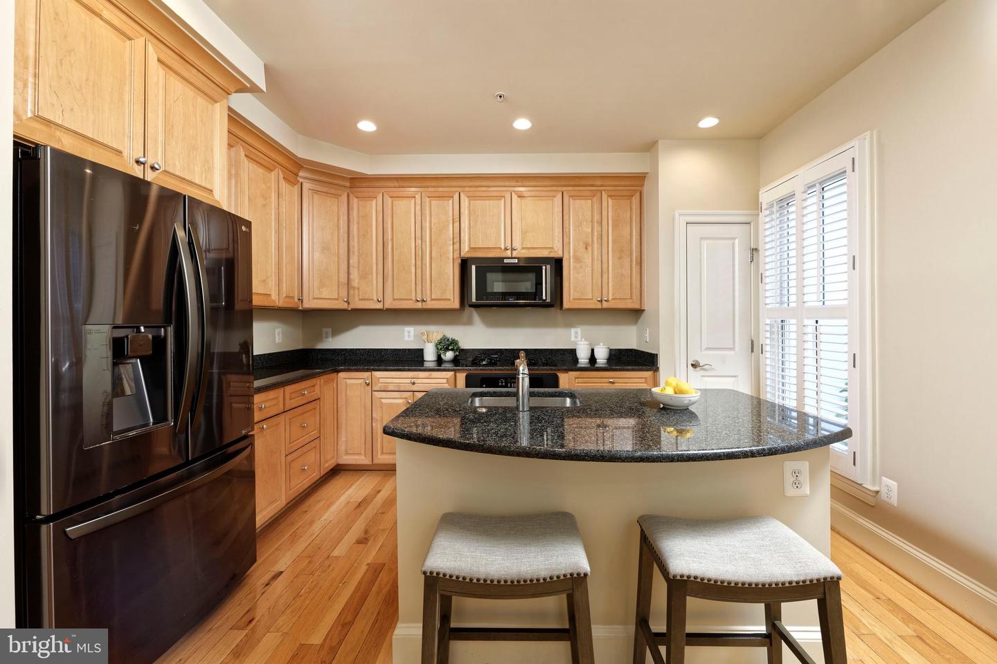 404 ORONOCO ST, ALEXANDRIA, Virginia 22314, 3 Bedrooms Bedrooms, ,3 BathroomsBathrooms,Residential,For sale,404 ORONOCO ST,VAAX2046156 MLS # VAAX2046156