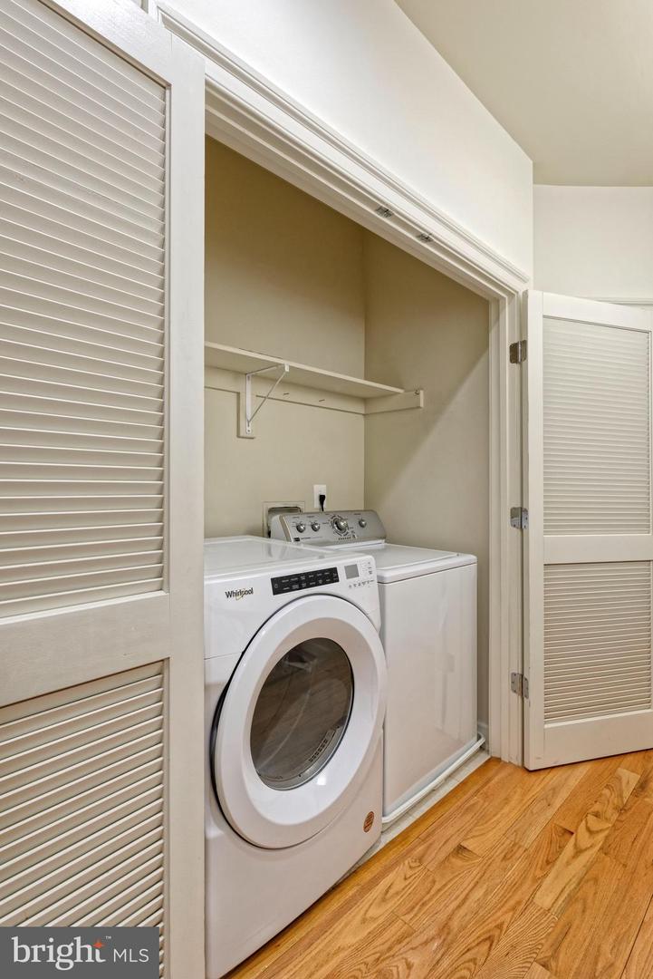 404 ORONOCO ST, ALEXANDRIA, Virginia 22314, 3 Bedrooms Bedrooms, ,3 BathroomsBathrooms,Residential,For sale,404 ORONOCO ST,VAAX2046156 MLS # VAAX2046156