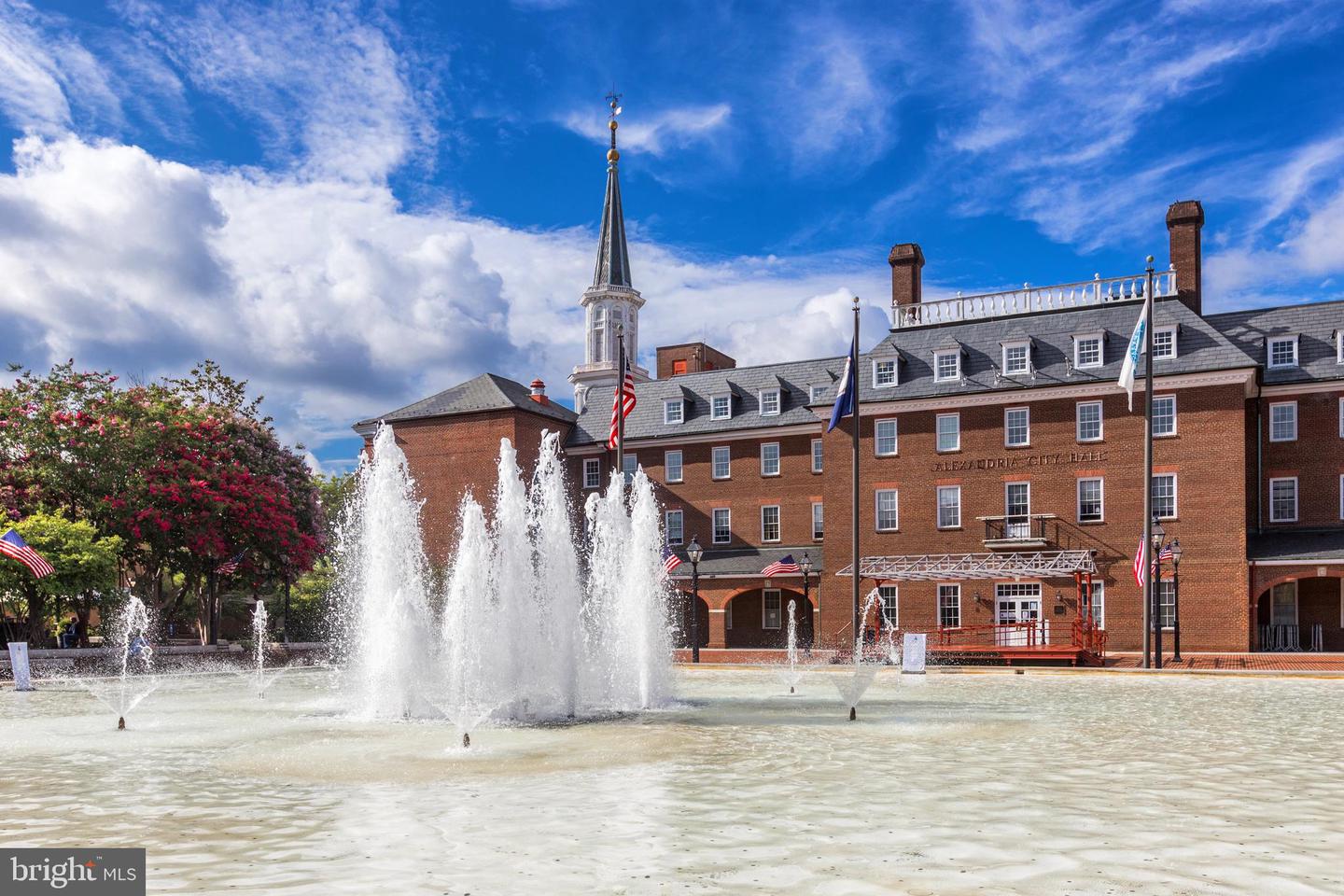 404 ORONOCO ST, ALEXANDRIA, Virginia 22314, 3 Bedrooms Bedrooms, ,3 BathroomsBathrooms,Residential,For sale,404 ORONOCO ST,VAAX2046156 MLS # VAAX2046156