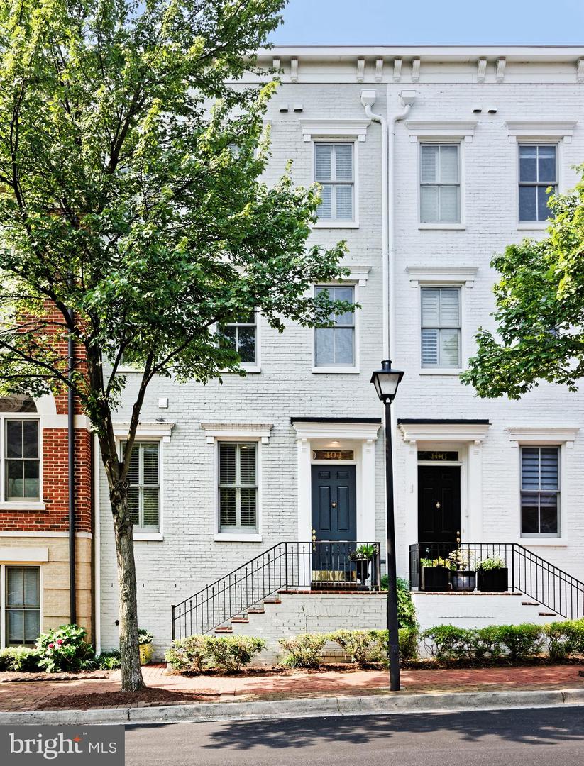 404 ORONOCO ST, ALEXANDRIA, Virginia 22314, 3 Bedrooms Bedrooms, ,3 BathroomsBathrooms,Residential,For sale,404 ORONOCO ST,VAAX2046156 MLS # VAAX2046156