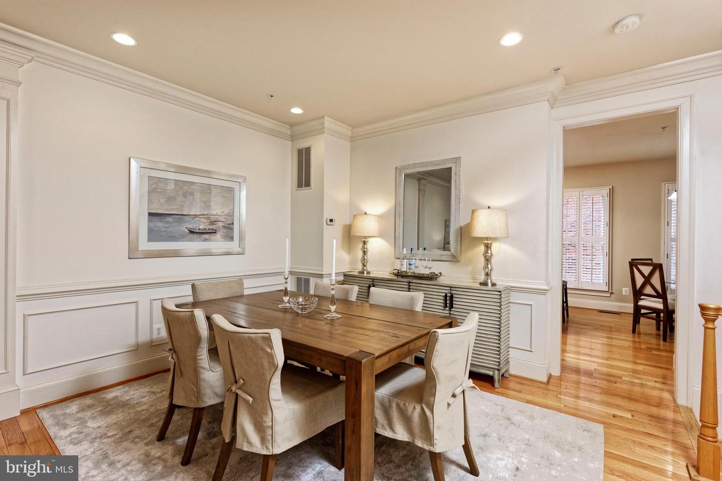 404 ORONOCO ST, ALEXANDRIA, Virginia 22314, 3 Bedrooms Bedrooms, ,3 BathroomsBathrooms,Residential,For sale,404 ORONOCO ST,VAAX2046156 MLS # VAAX2046156