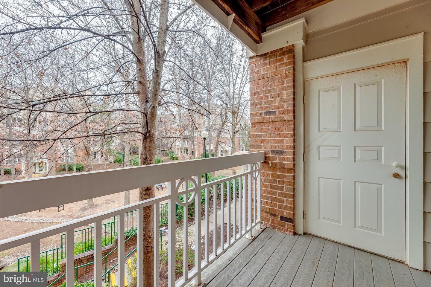 2204 WESTCOURT LN #201, HERNDON, Virginia 20170, 1 Bedroom Bedrooms, ,1 BathroomBathrooms,Residential,For sale,2204 WESTCOURT LN #201,VAFX2245930 MLS # VAFX2245930