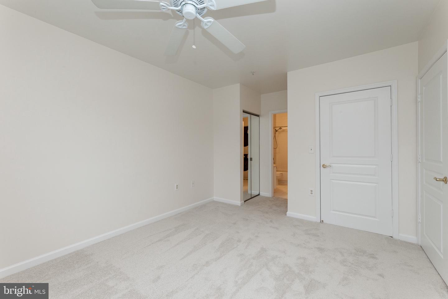 2204 WESTCOURT LN #201, HERNDON, Virginia 20170, 1 Bedroom Bedrooms, ,1 BathroomBathrooms,Residential,For sale,2204 WESTCOURT LN #201,VAFX2245930 MLS # VAFX2245930