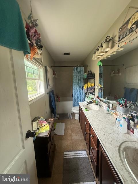 453 KIRBY AVE, WAYNESBORO, Virginia 22980, 3 Bedrooms Bedrooms, ,2 BathroomsBathrooms,Residential,For sale,453 KIRBY AVE,VAWB2000170 MLS # VAWB2000170