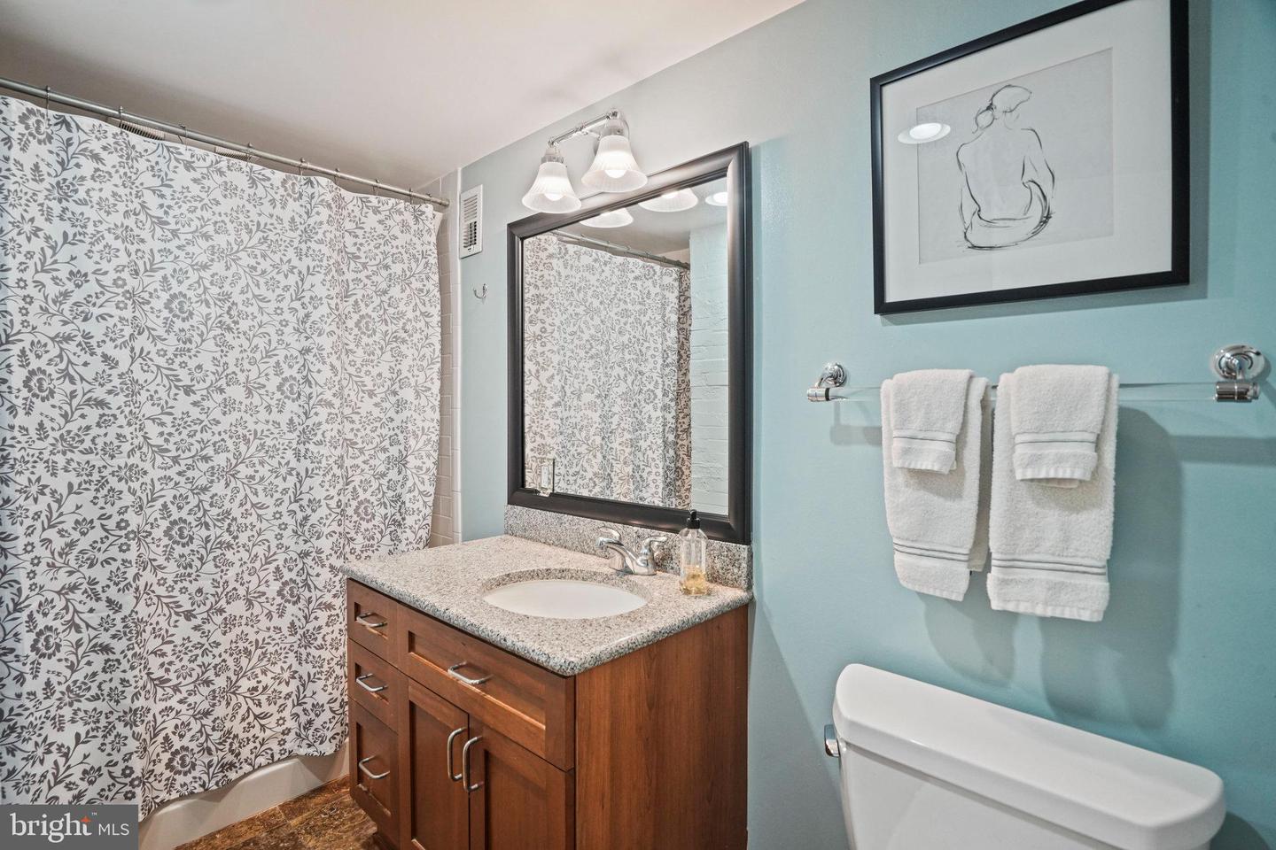 440 12TH ST NE #8, WASHINGTON, District Of Columbia 20002, 2 Bedrooms Bedrooms, ,2 BathroomsBathrooms,Residential,For sale,440 12TH ST NE #8,DCDC2204492 MLS # DCDC2204492