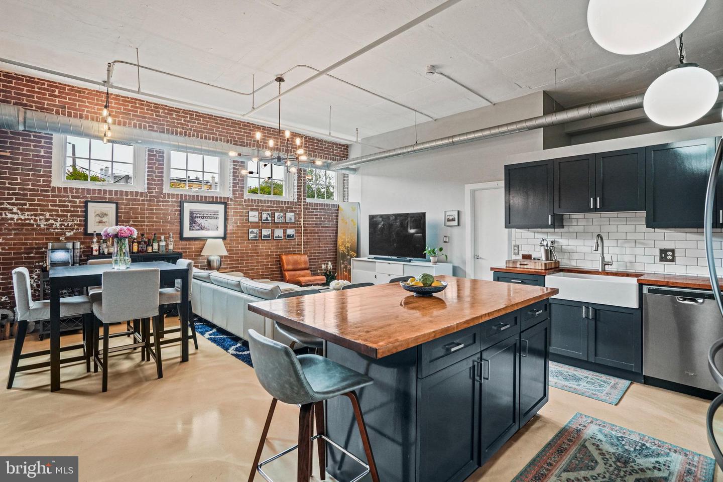 440 12TH ST NE #8, WASHINGTON, District Of Columbia 20002, 2 Bedrooms Bedrooms, ,2 BathroomsBathrooms,Residential,For sale,440 12TH ST NE #8,DCDC2204492 MLS # DCDC2204492